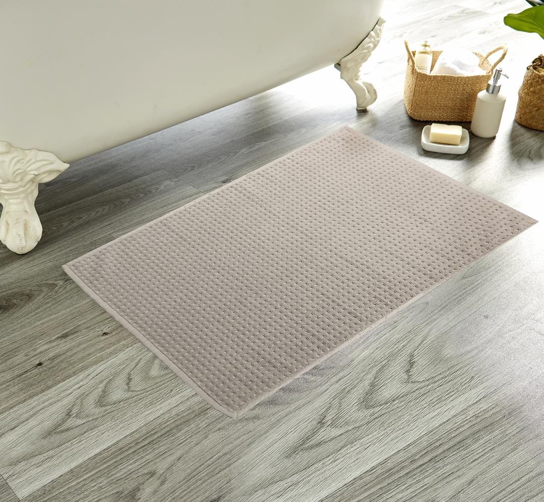 OLIVIA ROCCO Luxe Cotton Bath Mat – Handmade Absorbent Bathroom Rug