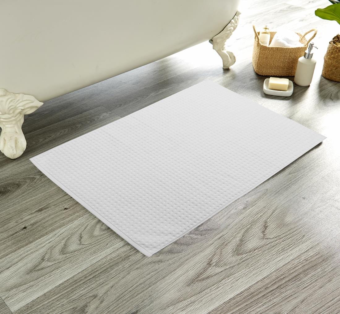 OLIVIA ROCCO Luxe Cotton Bath Mat – Handmade Absorbent Bathroom Rug