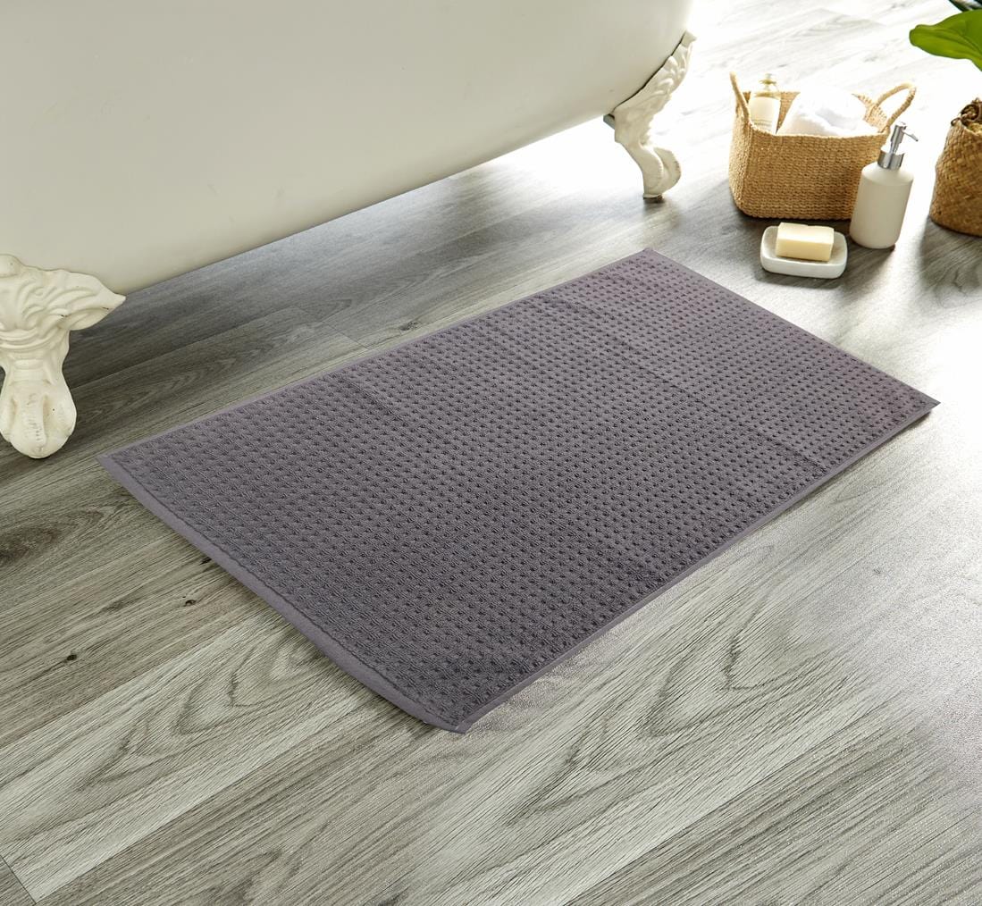 OLIVIA ROCCO Luxe Cotton Bath Mat – Handmade Absorbent Bathroom Rug