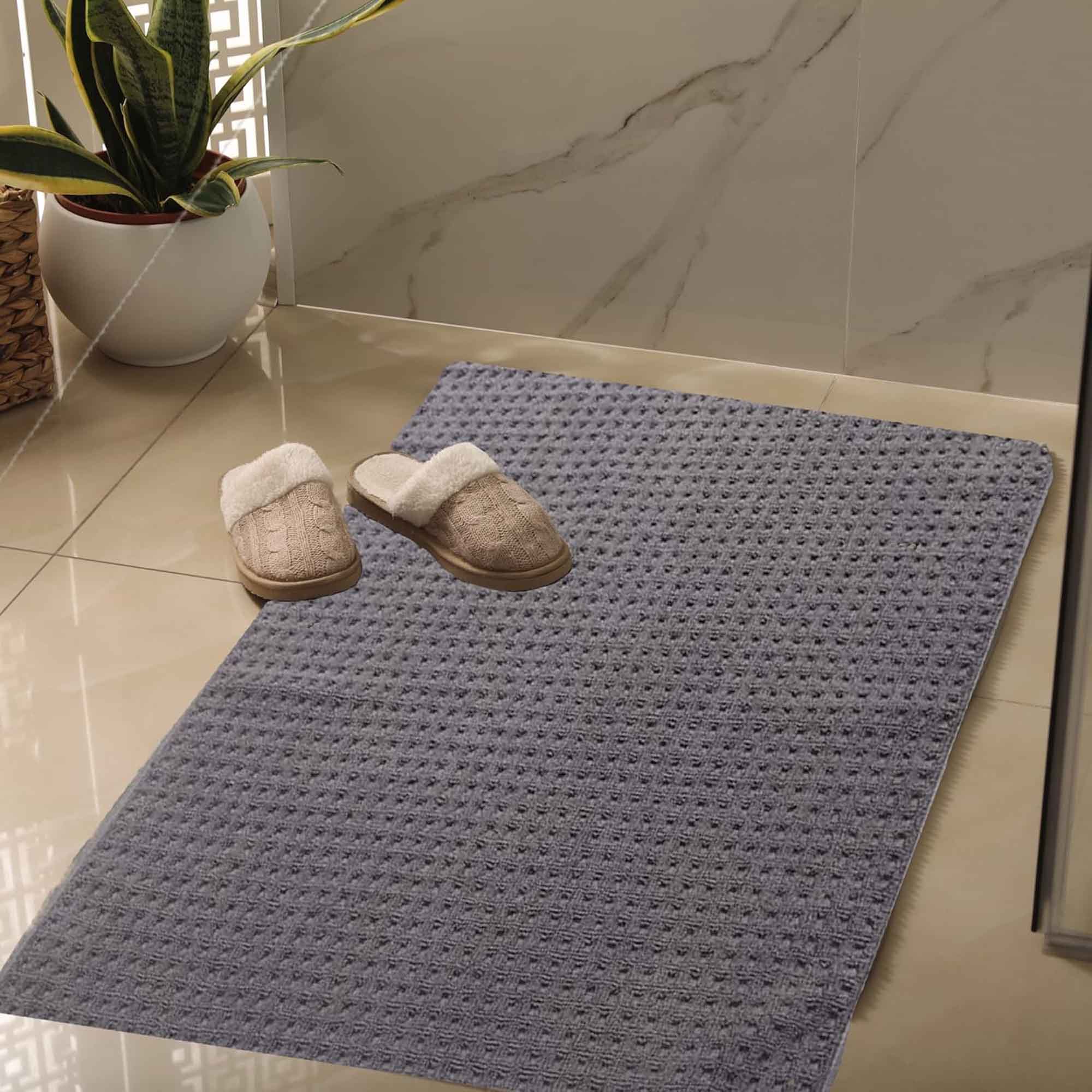 OLIVIA ROCCO Cotton Bathmats – Pack of 3 Non-Slip Absorbent Bathroom Rugs