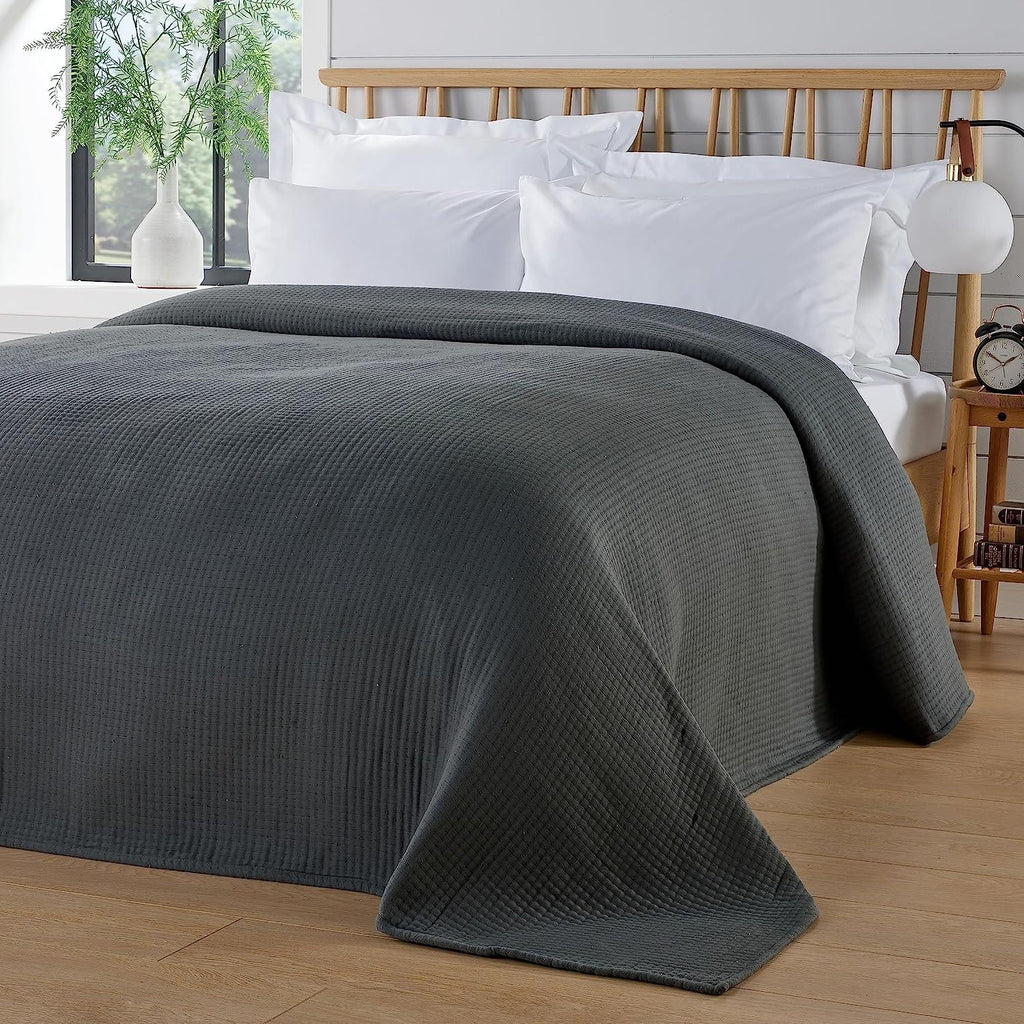 OLIVIA ROCCO Quilted Bedspread – 100% Sustainable Cotton Hotel Bedding