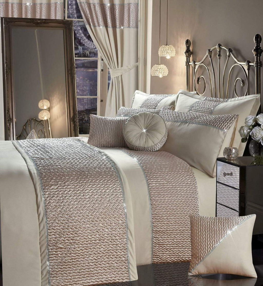 OLIVIA ROCCO Zenia Duvet Cover Set – Quilted Trim with Diamante Detail