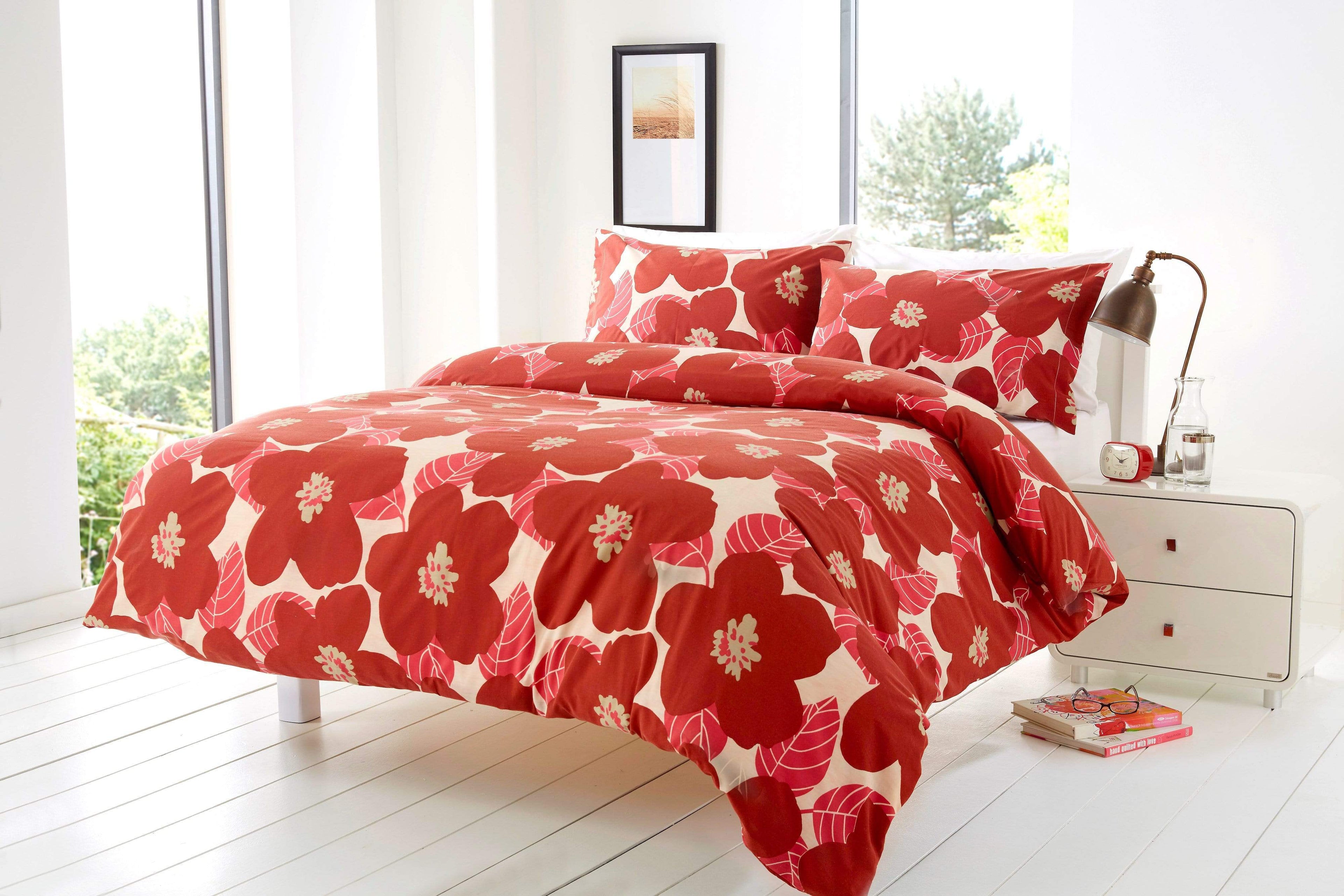 OLIVIA ROCCO Bloomsbury Floral Poppy King Size Cotton Rich Duvet Set