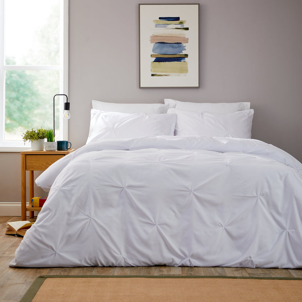 OLIVIA ROCCO Pintuck White Microfibre Duvet Cover Set - Soft Bedding