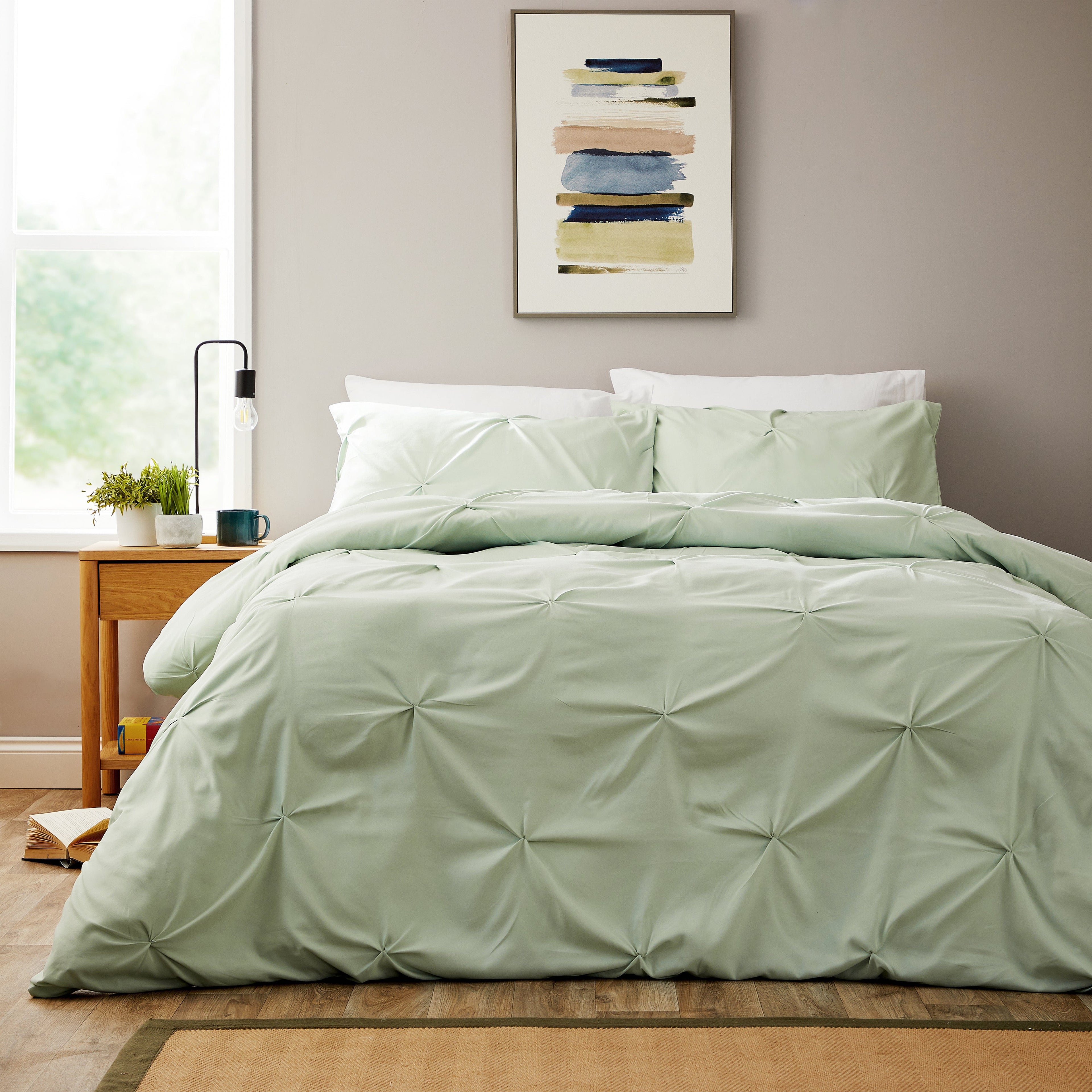 OLIVIA ROCCO Pintuck Sage Green Microfibre Duvet Cover Set with Pillowcases