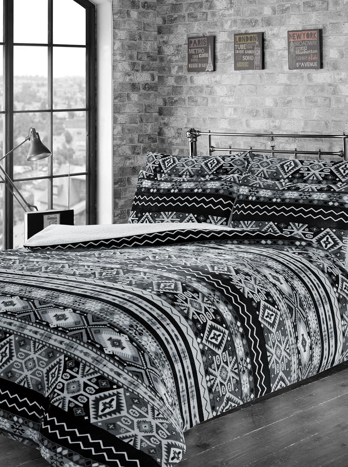 OLIVIA ROCCO Aztec Teddy Fleece Duvet Set – Reversible Sherpa Bedding