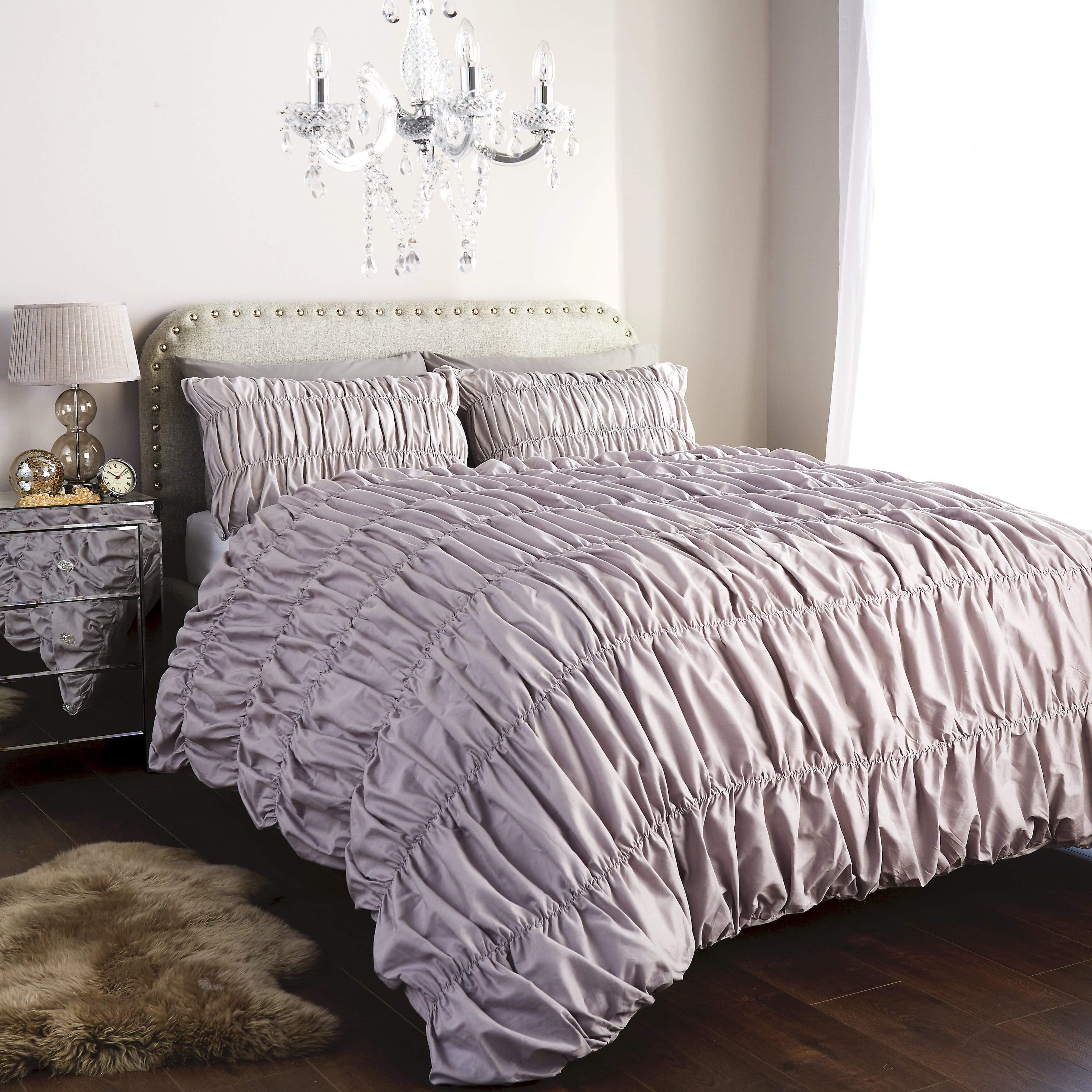 OLIVIA ROCCO Ruched Ruffle Duvet Set – Luxury Cotton Rich Bedding