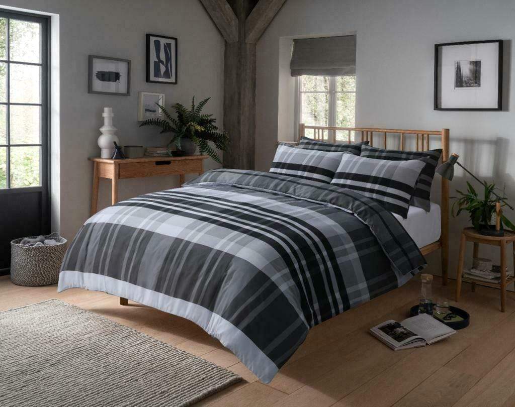 OLIVIA ROCCO Hudson Reversible Check Duvet Set – Cotton Rich Bedding