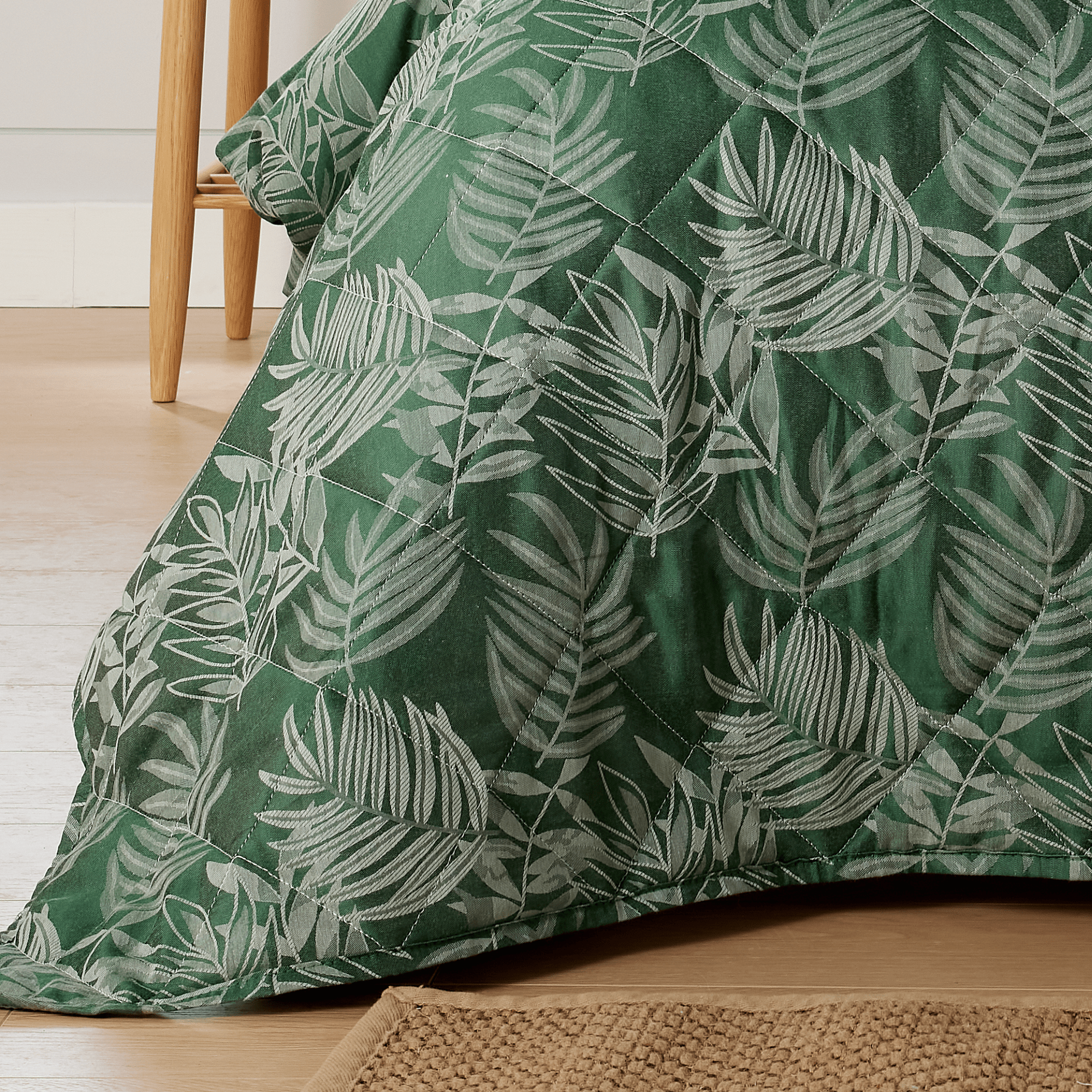 OLIVIA ROCCO Leaf Jacquard Reversible Duvet Cover Set | Cotton Blend