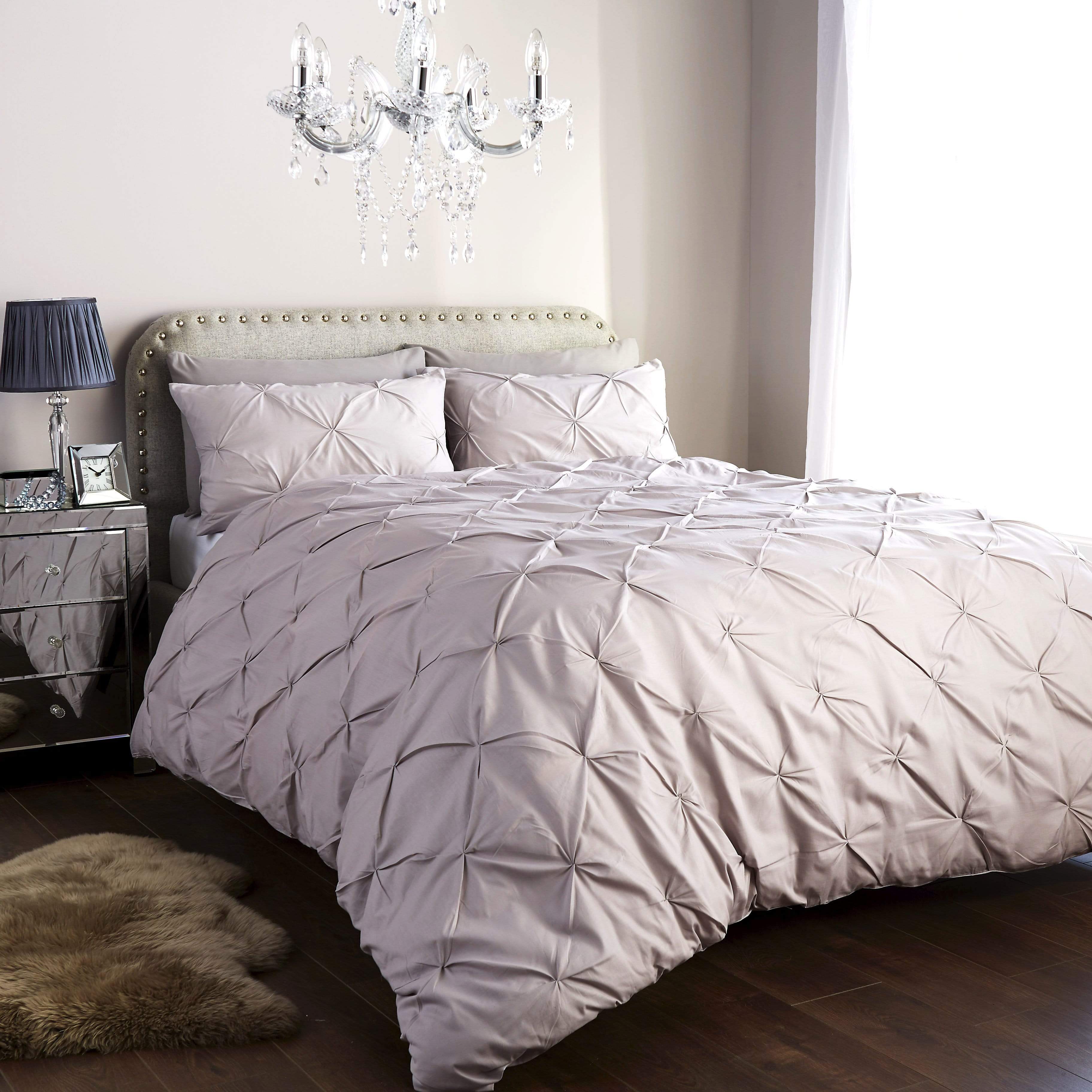 OLIVIA ROCCO Pintuck Duvet Cover Set – Cotton Rich Handmade Pinch Pleats