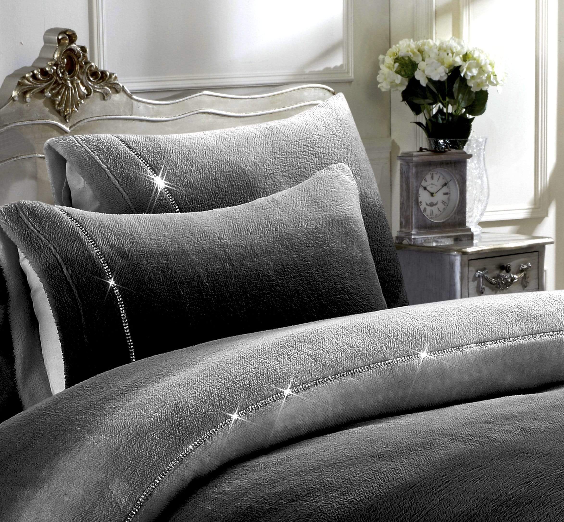OLIVIA ROCCO Ombre Teddy Fleece Duvet Set – Luxury Diamante Bedding
