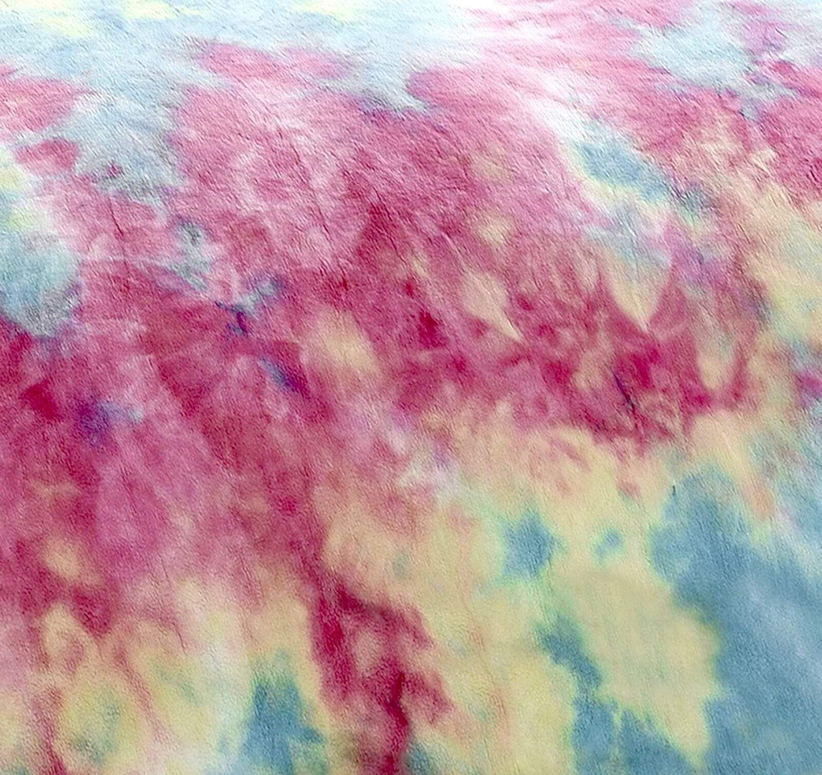 OLIVIA ROCCO Tie Dye Teddy Fleece Duvet Set – Reversible Kids Bedding