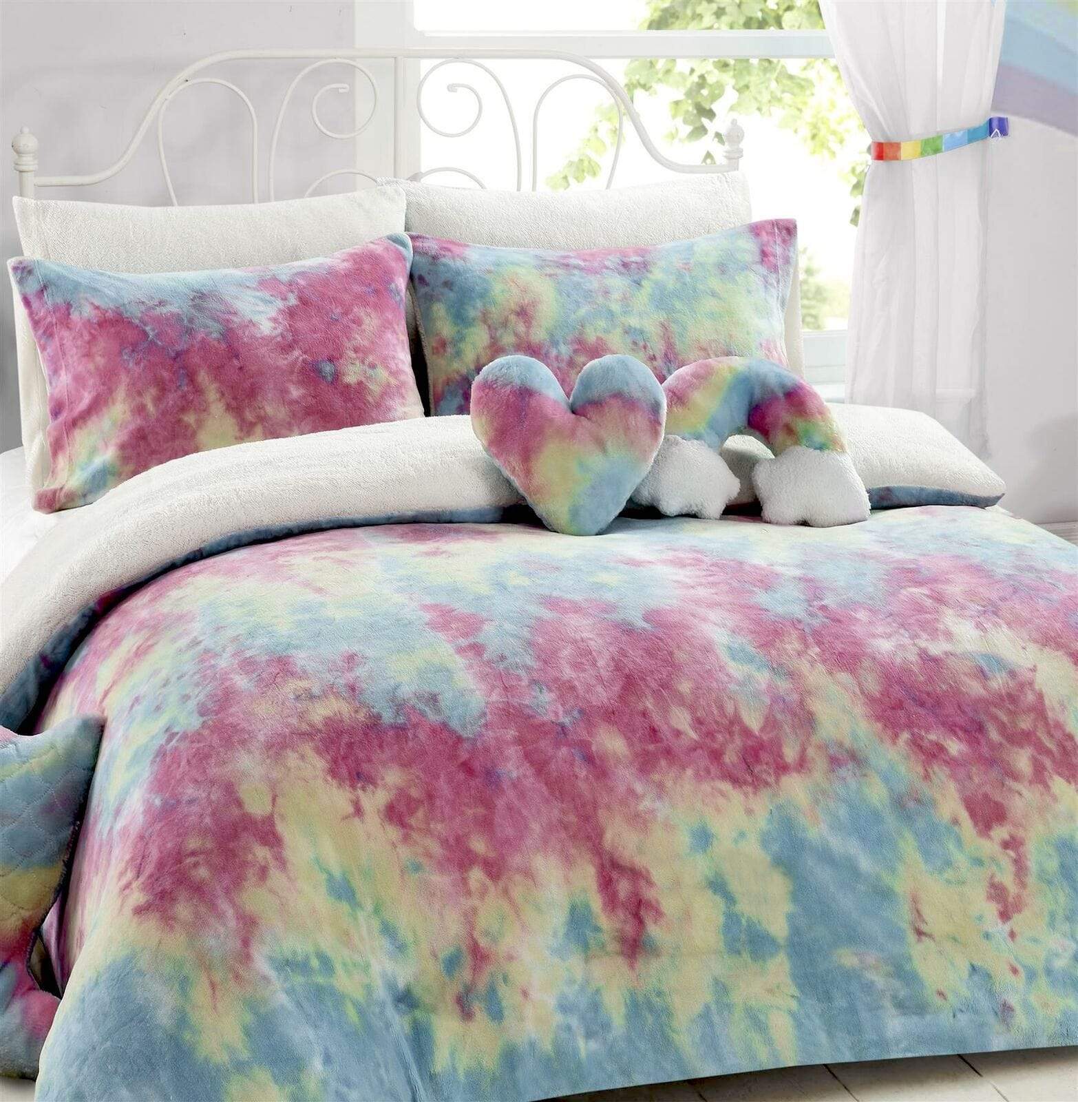 OLIVIA ROCCO Tie Dye Teddy Fleece Duvet Set – Reversible Kids Bedding