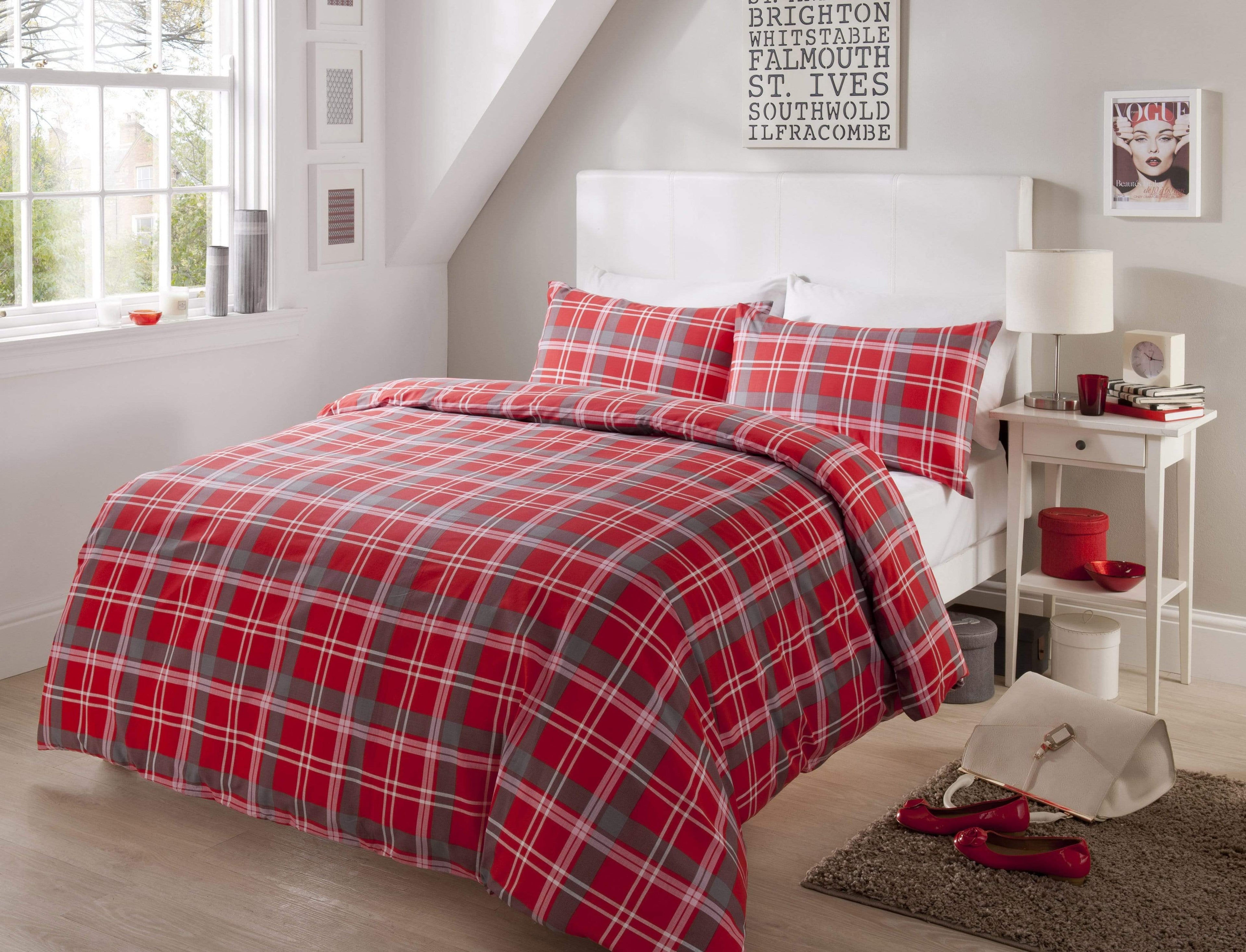 OLIVIA ROCCO Check Pattern Duvet Set – Cotton Rich Soft Bedding with Cases