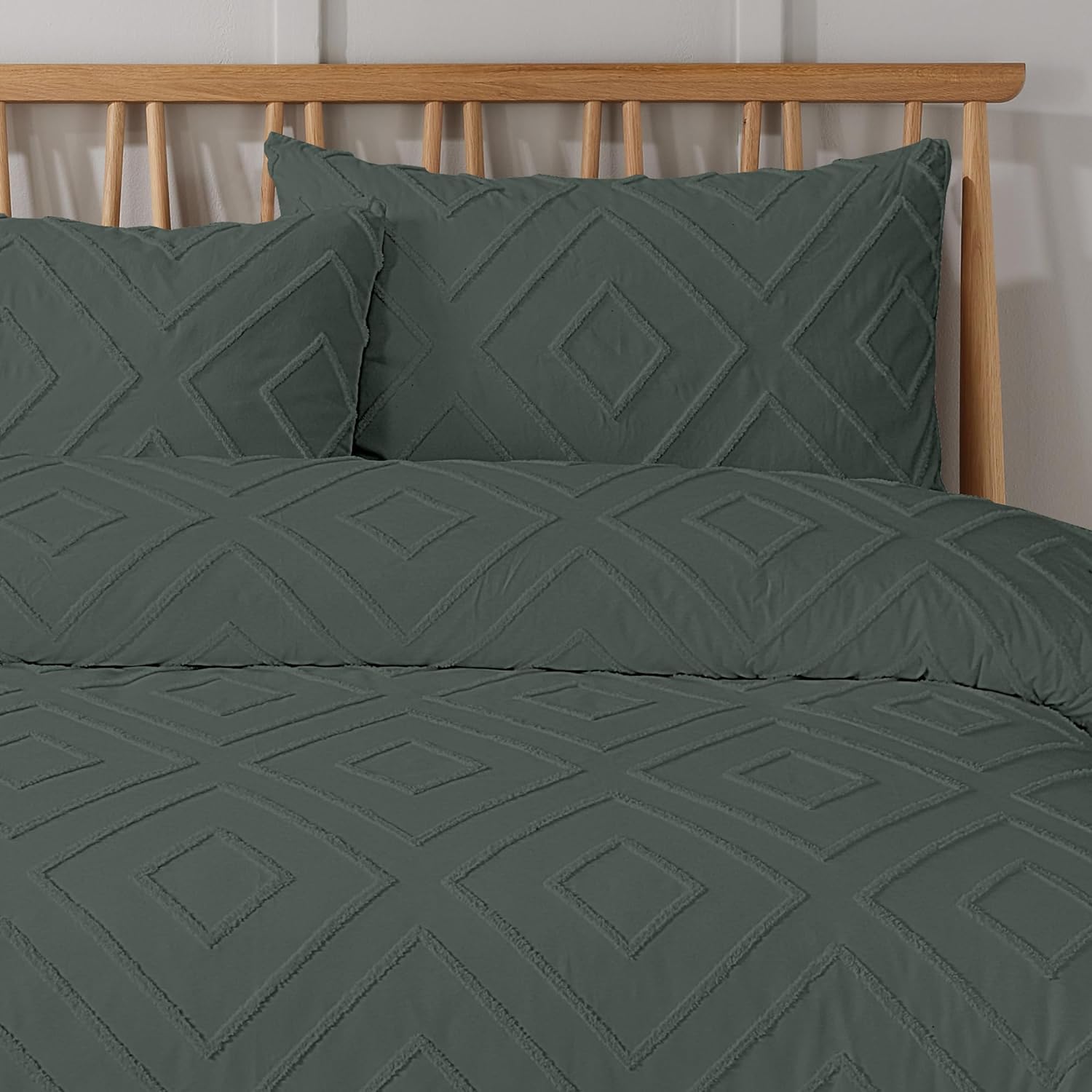 OLIVIA ROCCO Como Tufted Duvet Cover Set | Easy Care Bedding