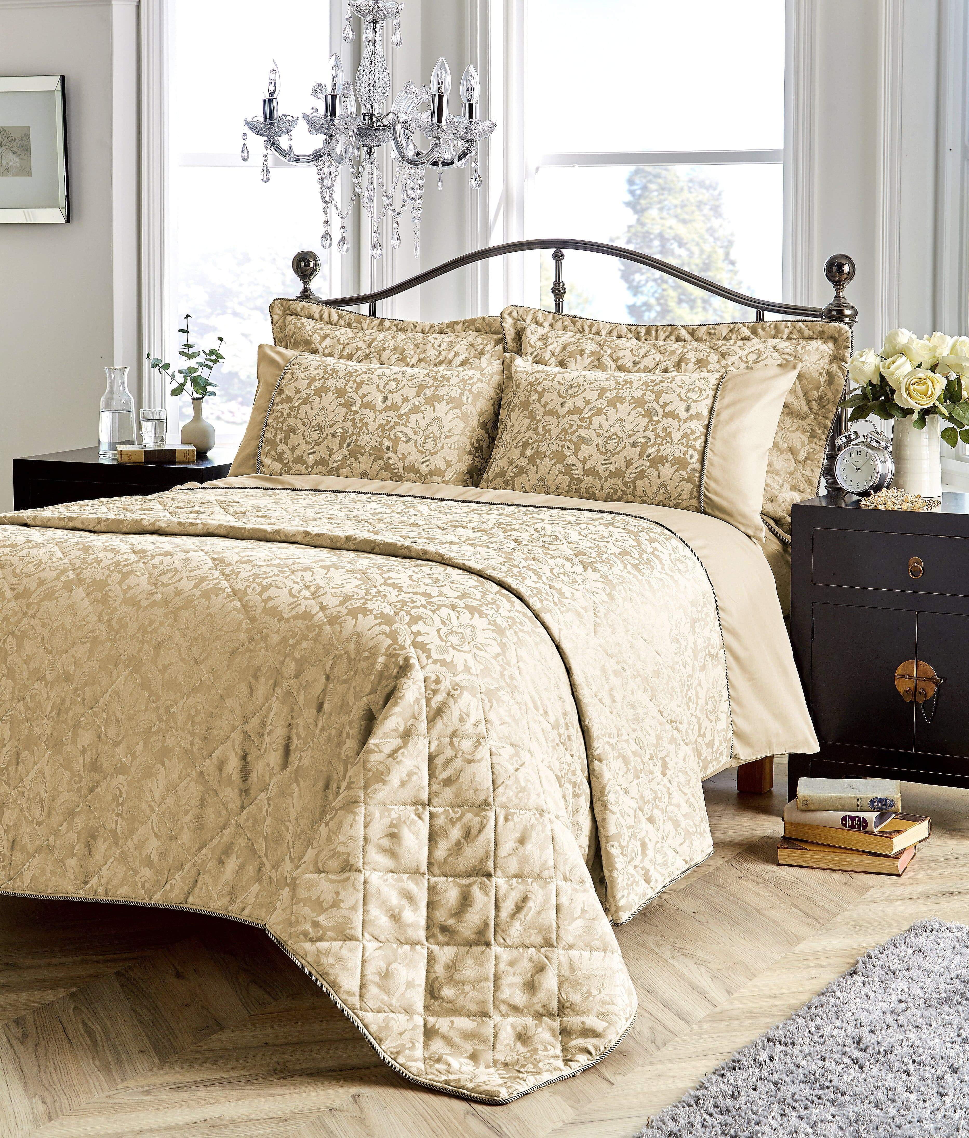 OLIVIA ROCCO Savoy Jacquard Duvet Cover Set – Cotton Rich OEKO-TEX Bedding
