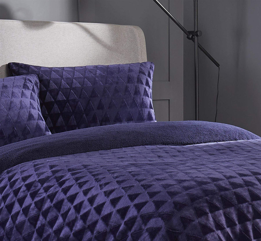 OLIVIA ROCCO Geometric Reversible Teddy Bear Faux Fur Duvet Cover Set