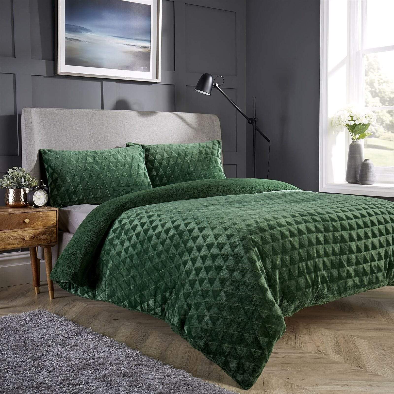 OLIVIA ROCCO Geometric Reversible Teddy Bear Faux Fur Duvet Cover Set