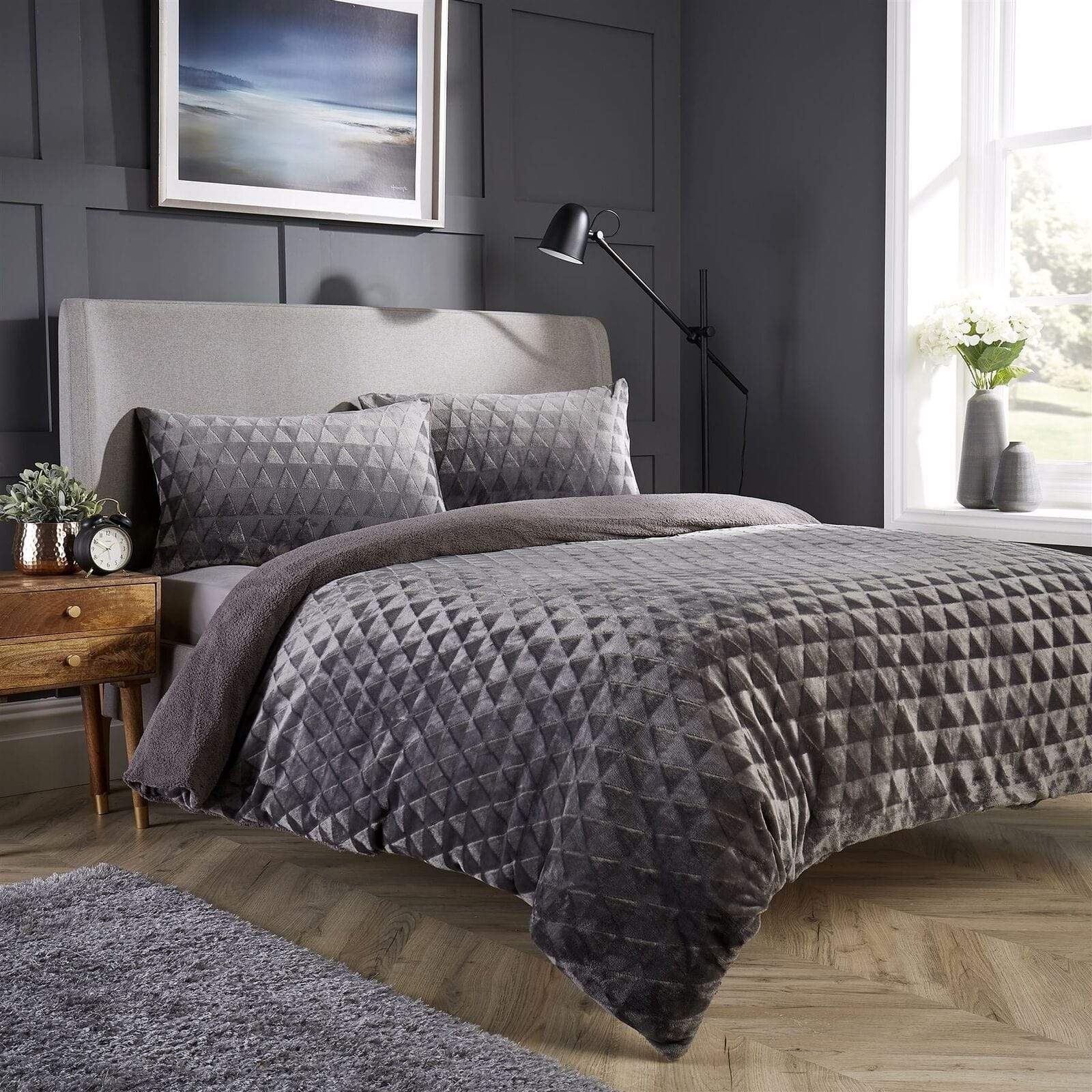 OLIVIA ROCCO Geometric Reversible Teddy Bear Faux Fur Duvet Cover Set