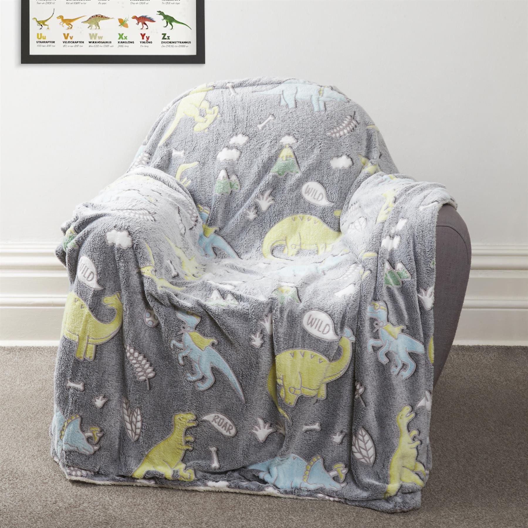 OLIVIA ROCCO Dinosaur Glow In The Dark Teddy Fleece Duvet Set with Cushion