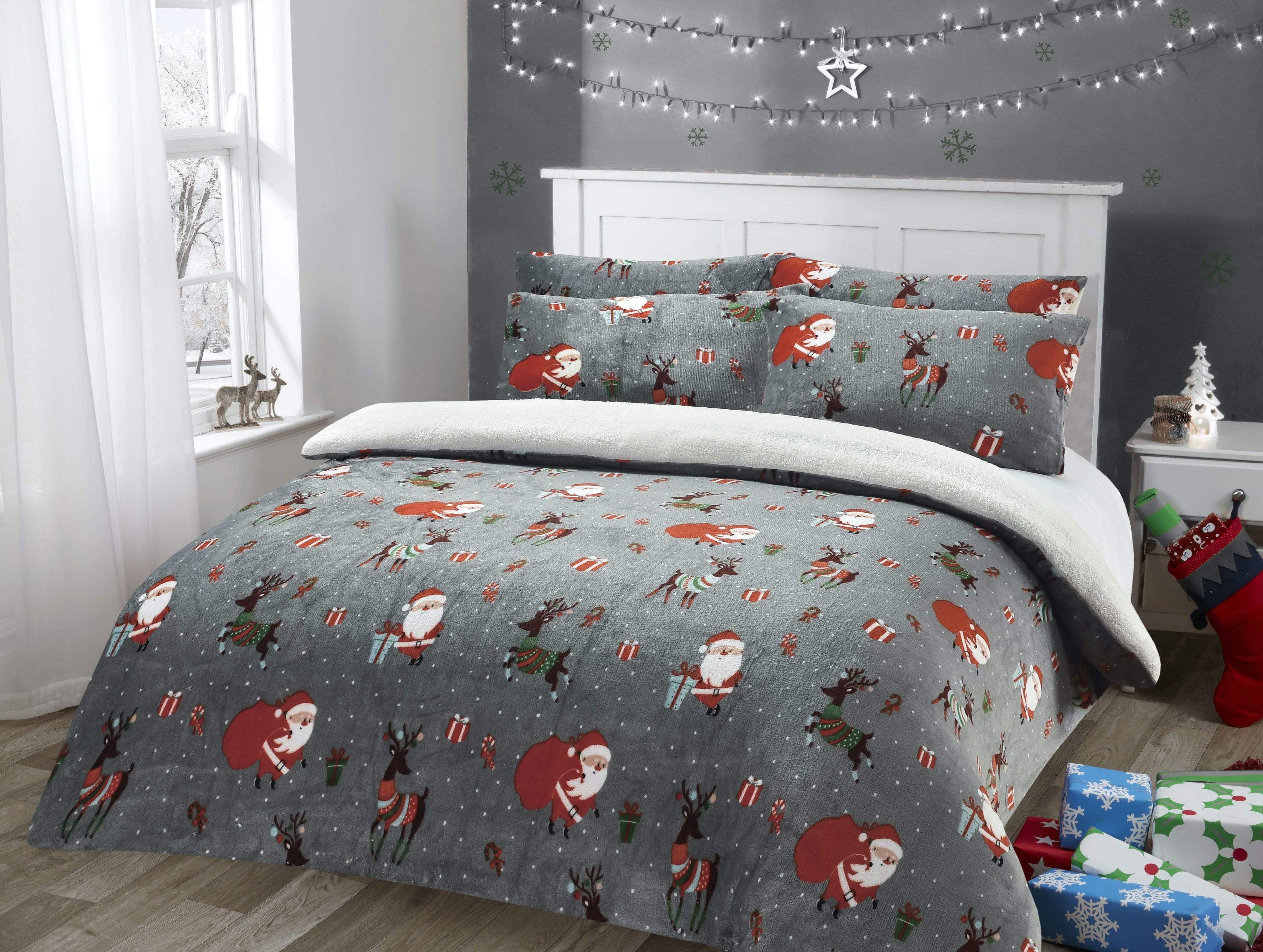 OLIVIA ROCCO Santa Christmas Duvet Set – Reversible Teddy Fleece Bedding
