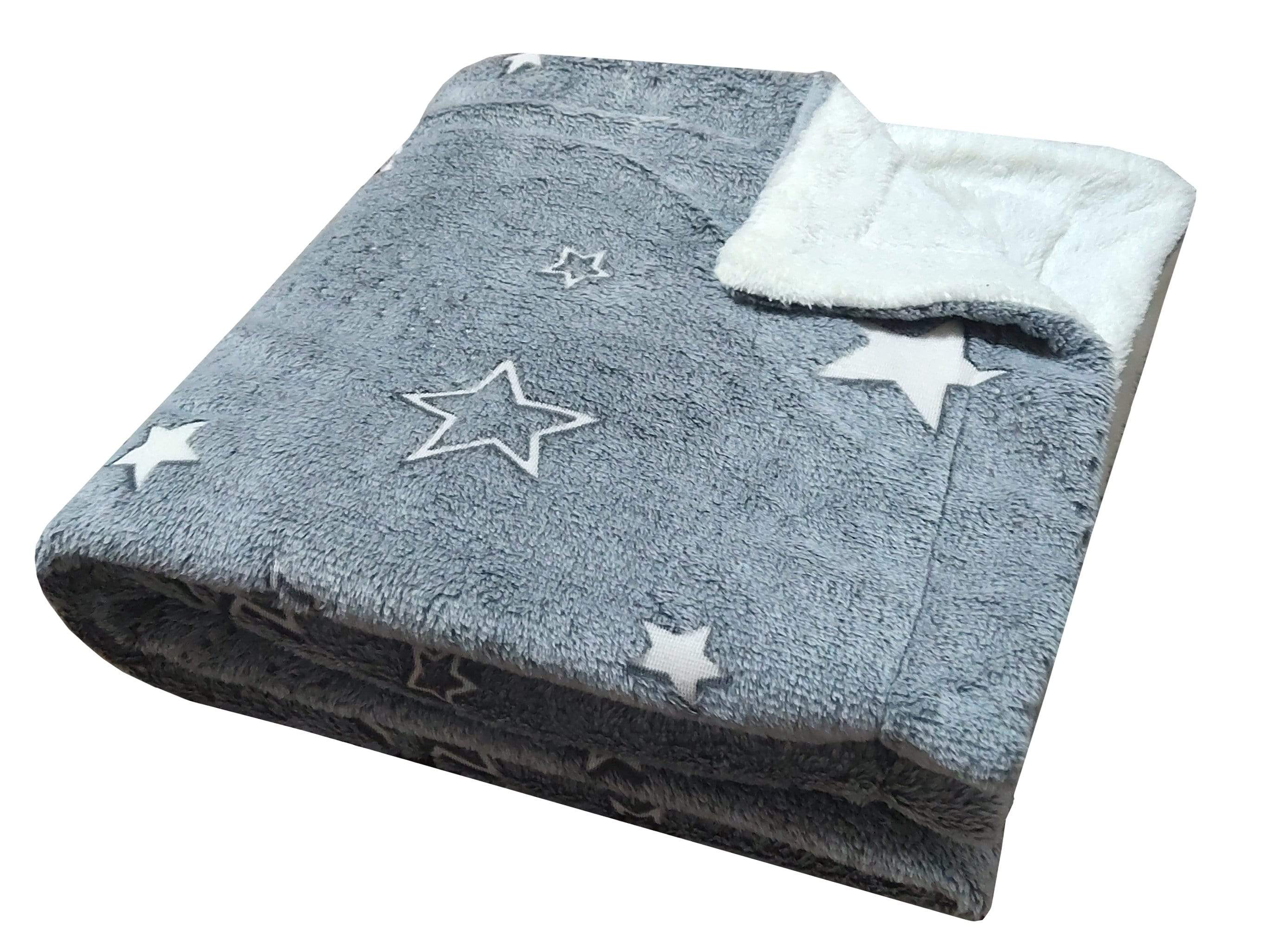 OLIVIA ROCCO Glow In The Dark Teddy Fleece Kids Duvet Set – Grey Stars