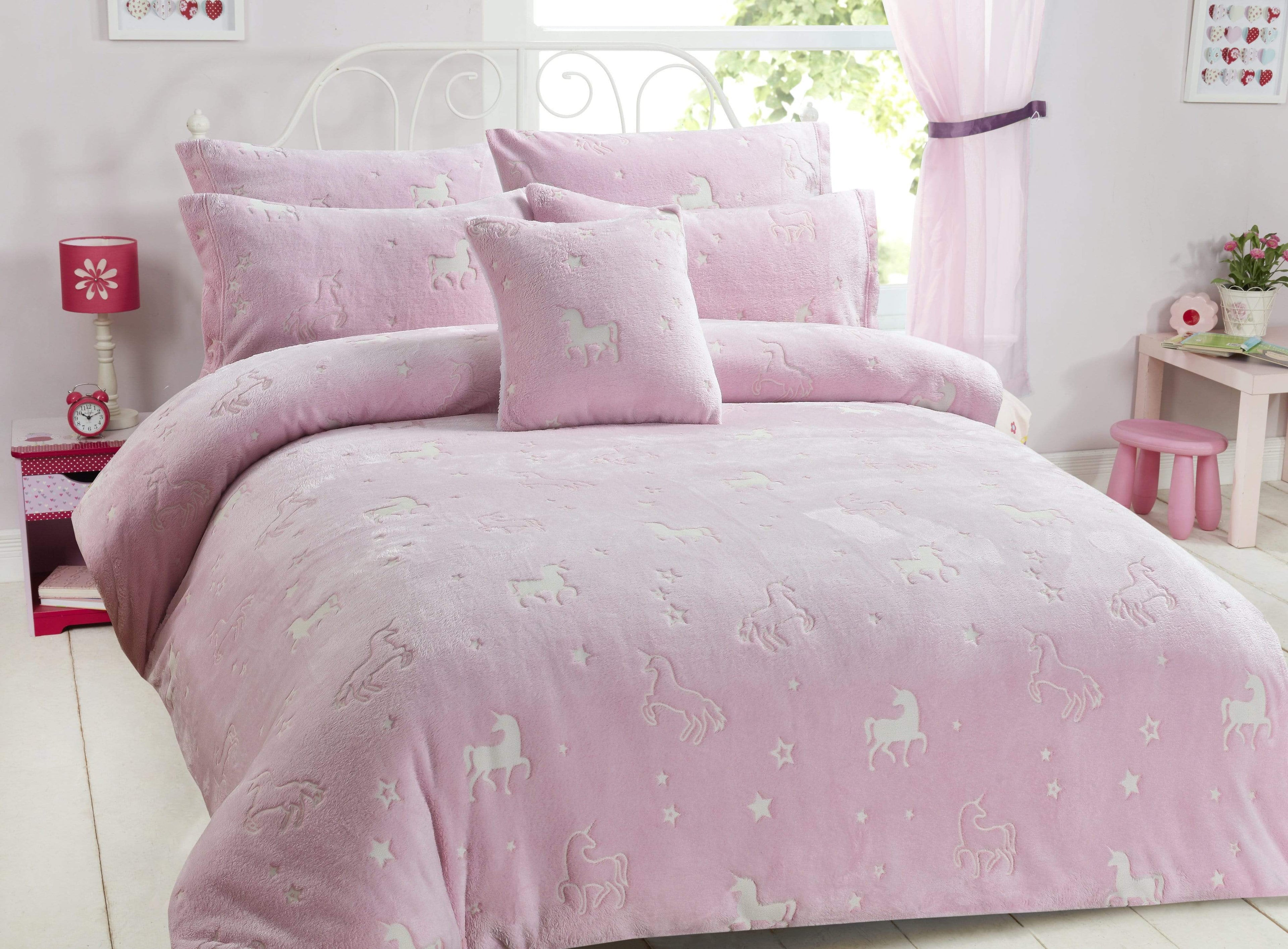 OLIVIA ROCCO Glow In The Dark Unicorn Teddy Fleece Duvet Set – Pink