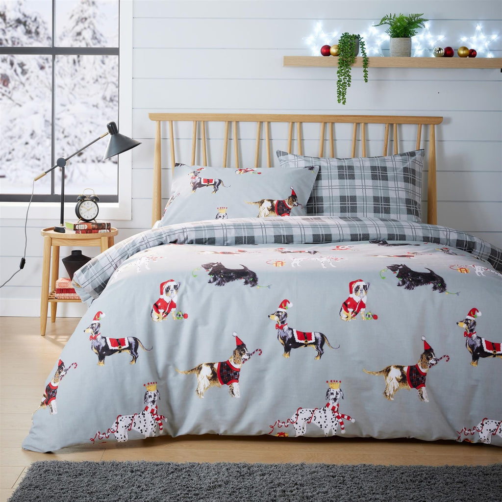 OLIVIA ROCCO Christmas Dogs Duvet Cover Set – Reversible Cotton Rich Bedding