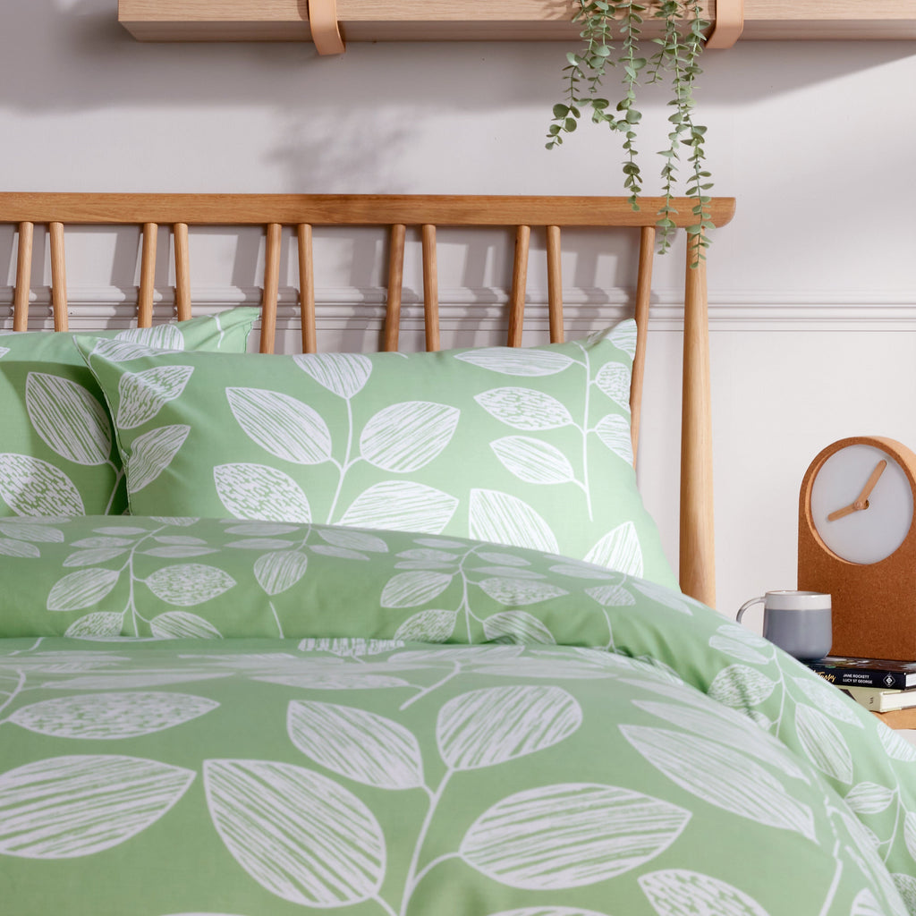 OLIVIA ROCCO Leaf Print Reversible Cotton Rich Duvet Cover Set | Black & Gray