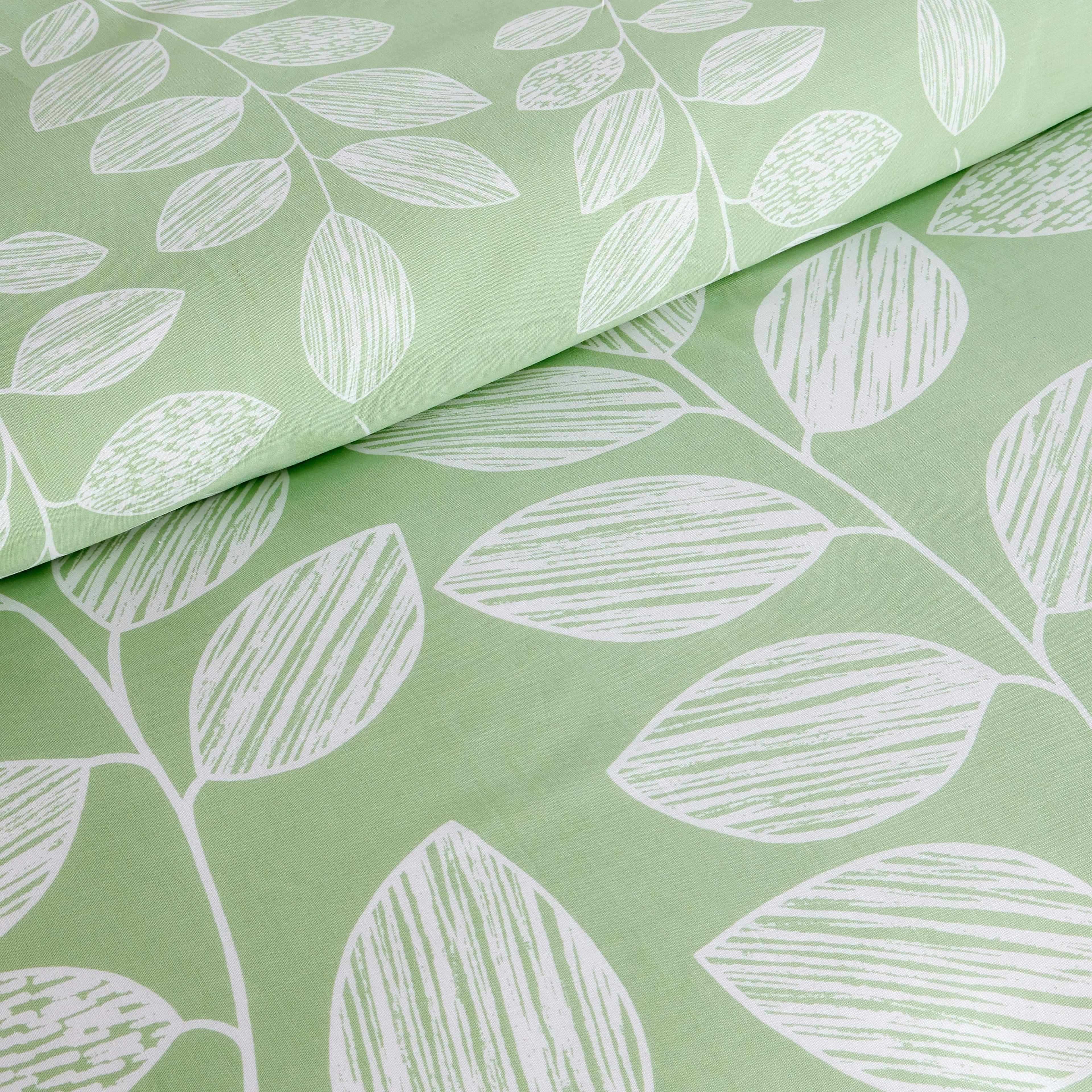 OLIVIA ROCCO Leaf Print Reversible Cotton Rich Duvet Cover Set | Black & Gray