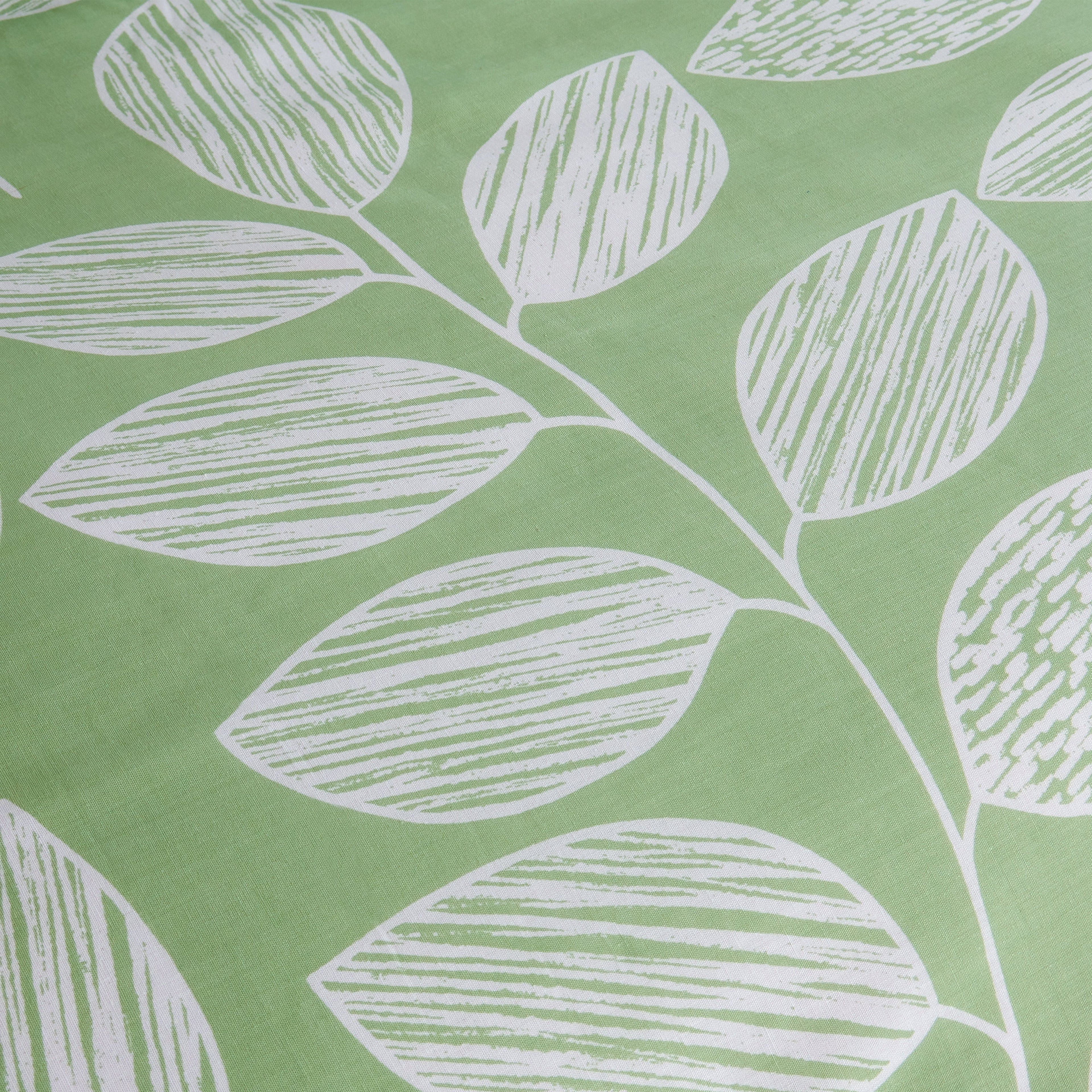 OLIVIA ROCCO Leaf Print Reversible Cotton Rich Duvet Cover Set | Black & Gray