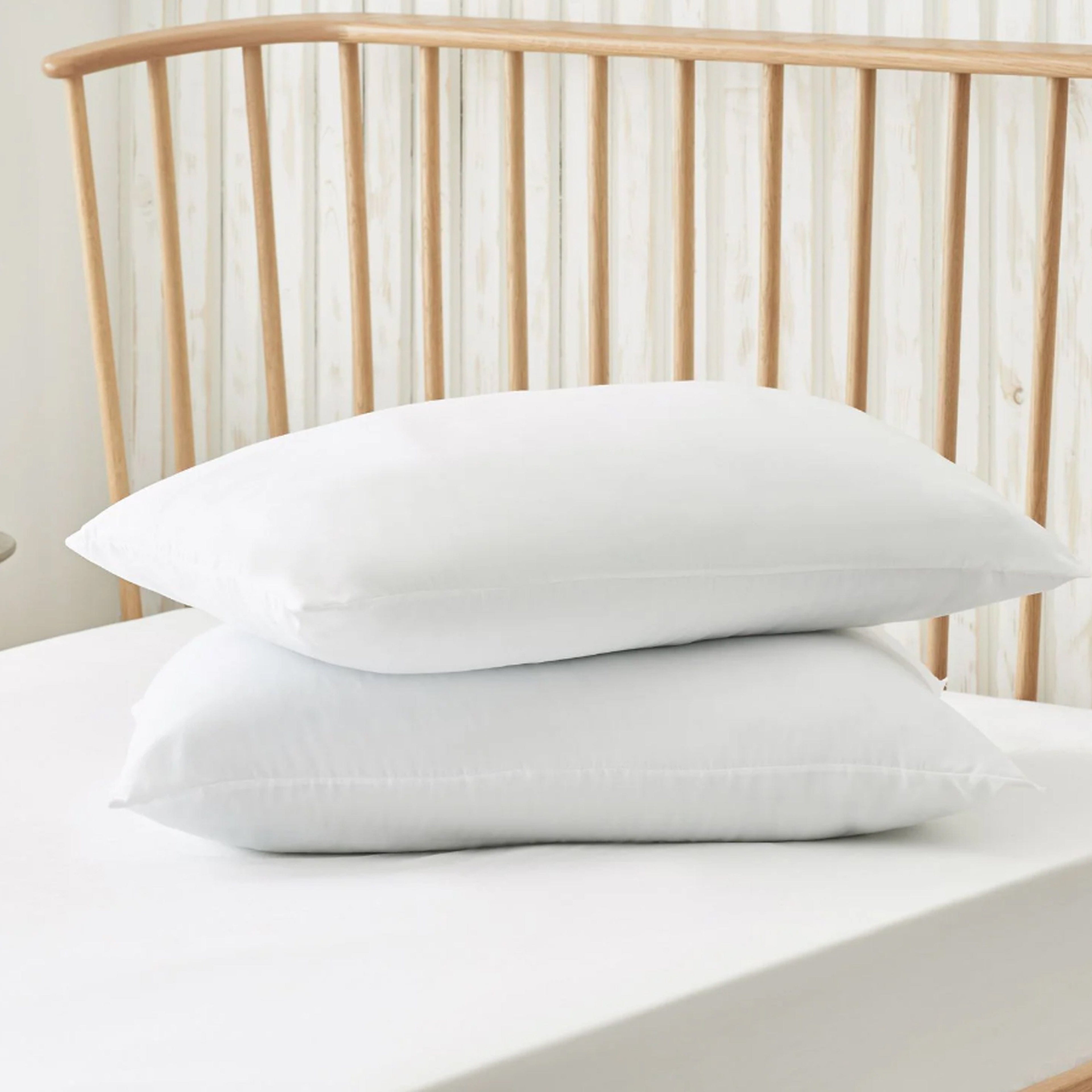 OLIVIA ROCCO Egyptian Cotton Pillows – 2 Pack Medium Support Hotel Quality