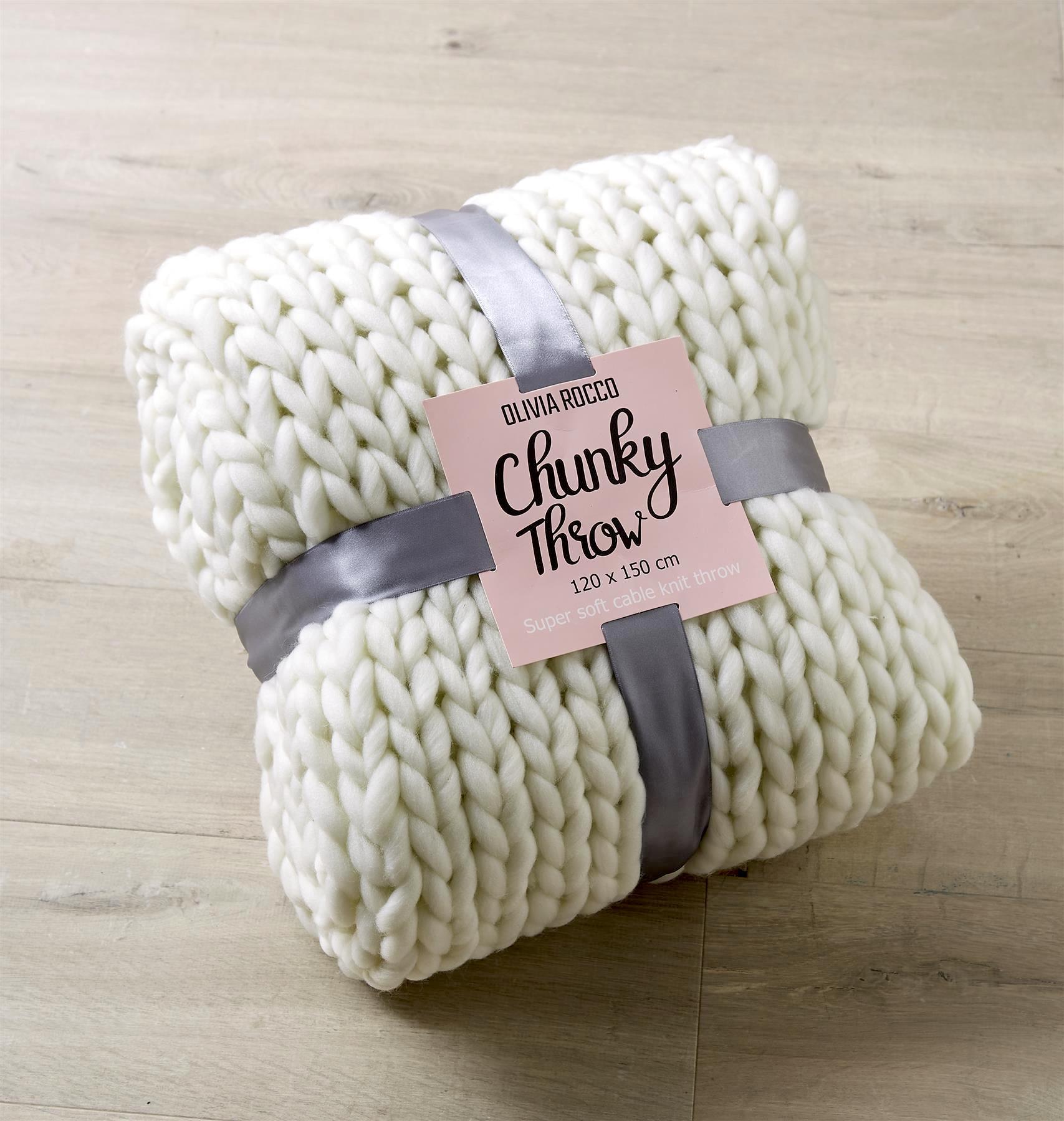 OLIVIA ROCCO Chunky Cable Knit Throw – Oversized Soft Fleece Blanket