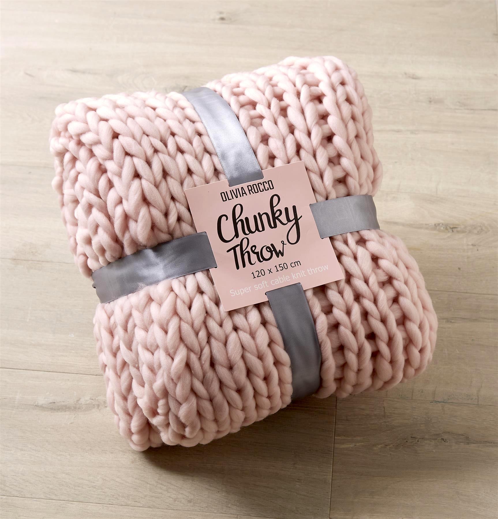 OLIVIA ROCCO Chunky Cable Knit Throw – Oversized Soft Fleece Blanket