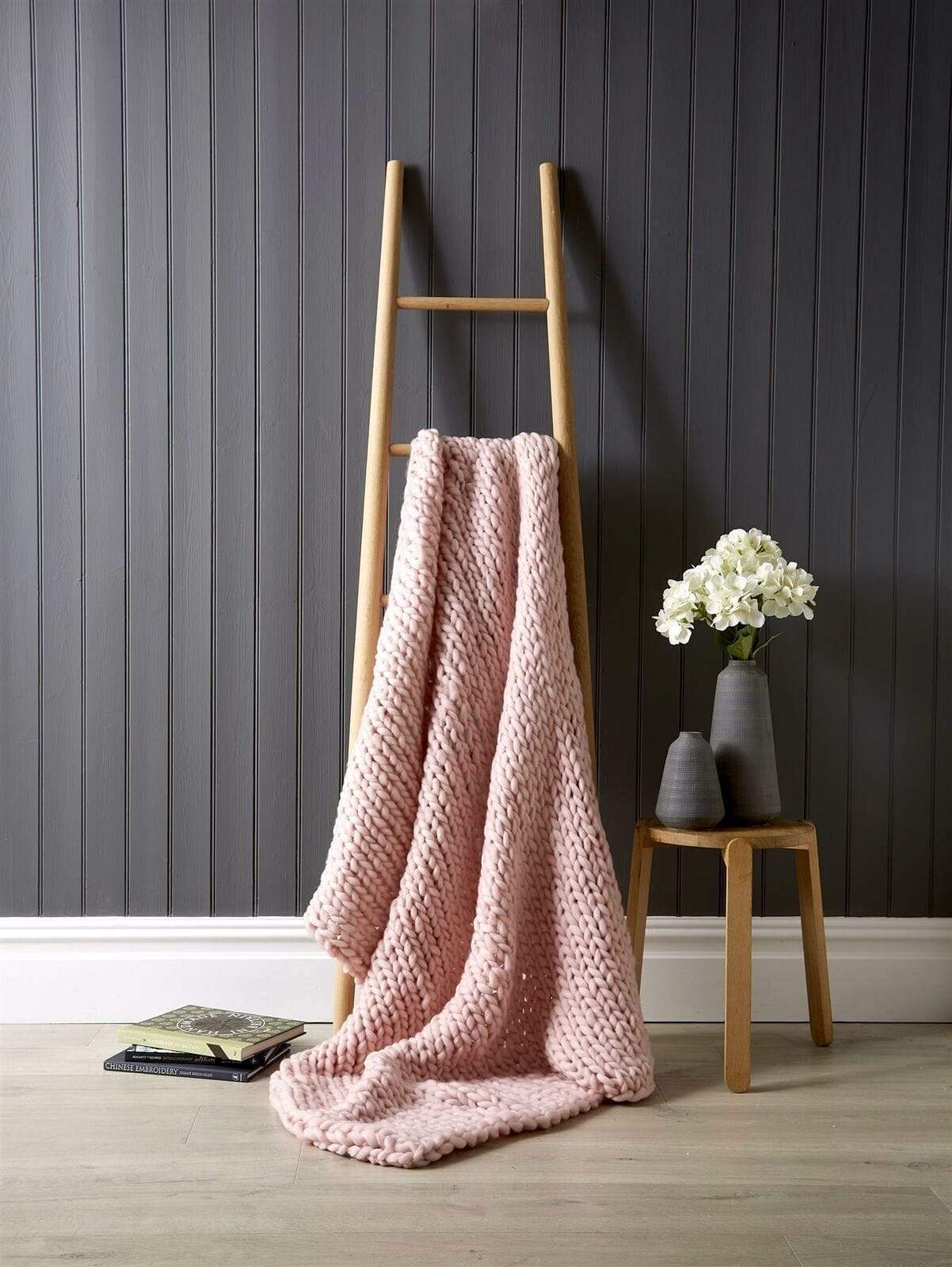 OLIVIA ROCCO Chunky Cable Knit Throw – Oversized Soft Fleece Blanket
