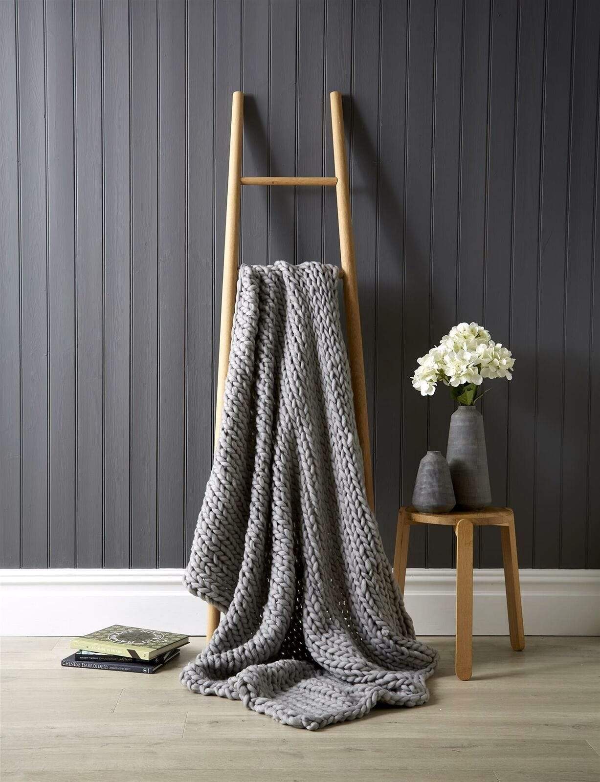 OLIVIA ROCCO Chunky Cable Knit Throw – Oversized Soft Fleece Blanket