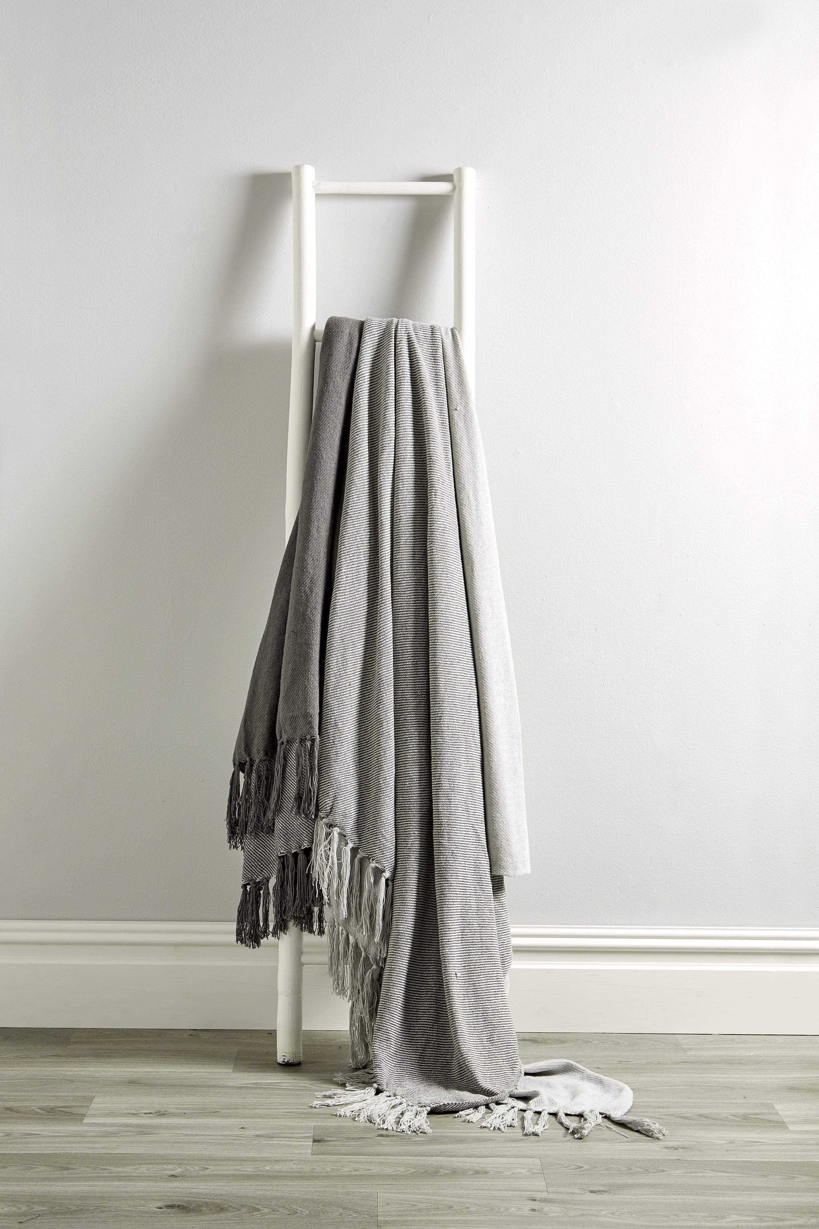 OLIVIA ROCCO Handwoven Large Check Pure Indian Cotton Throw Blanket