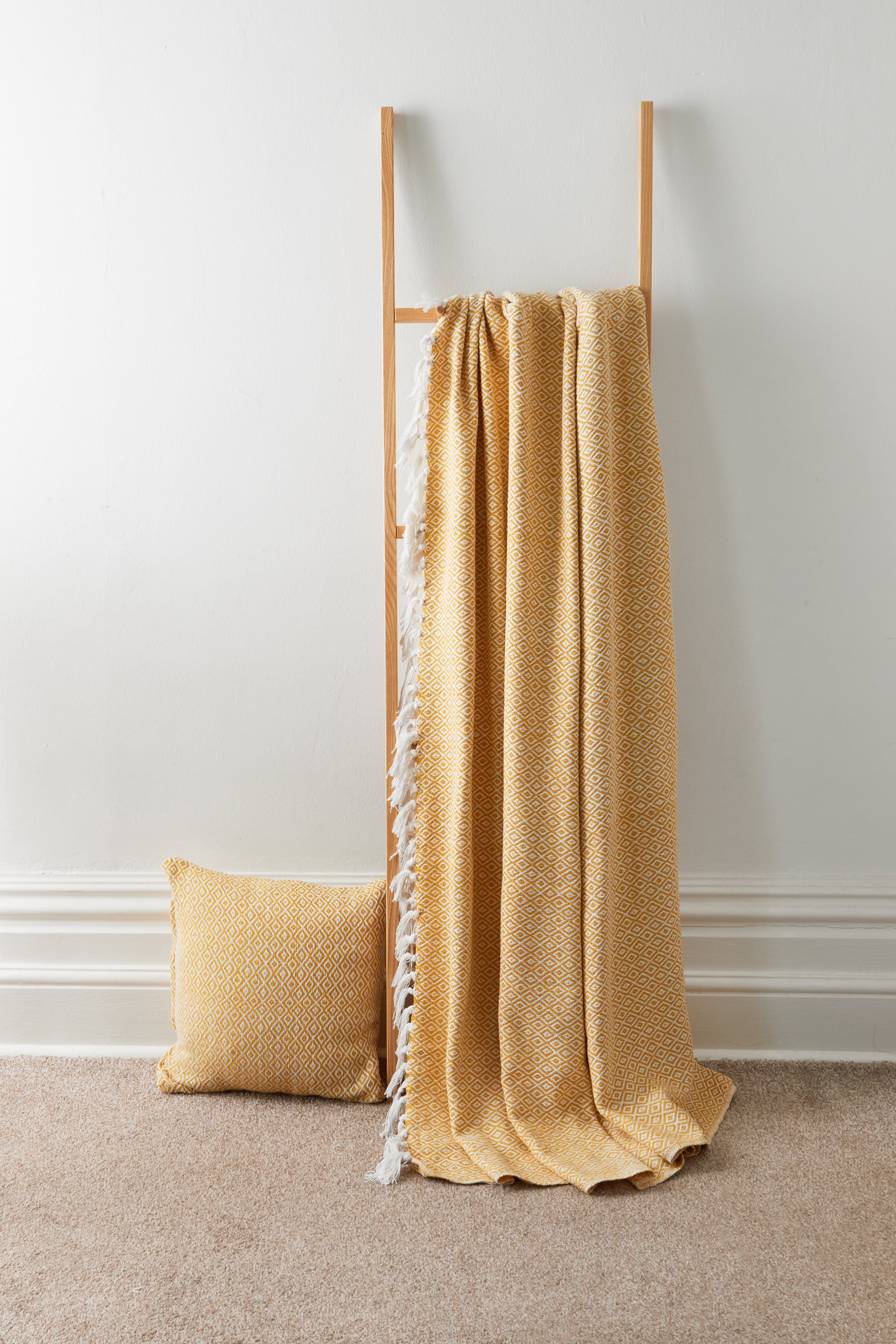 OLIVIA ROCCO Pure Cotton Throw Blanket – Handwoven Geometric Bedspread