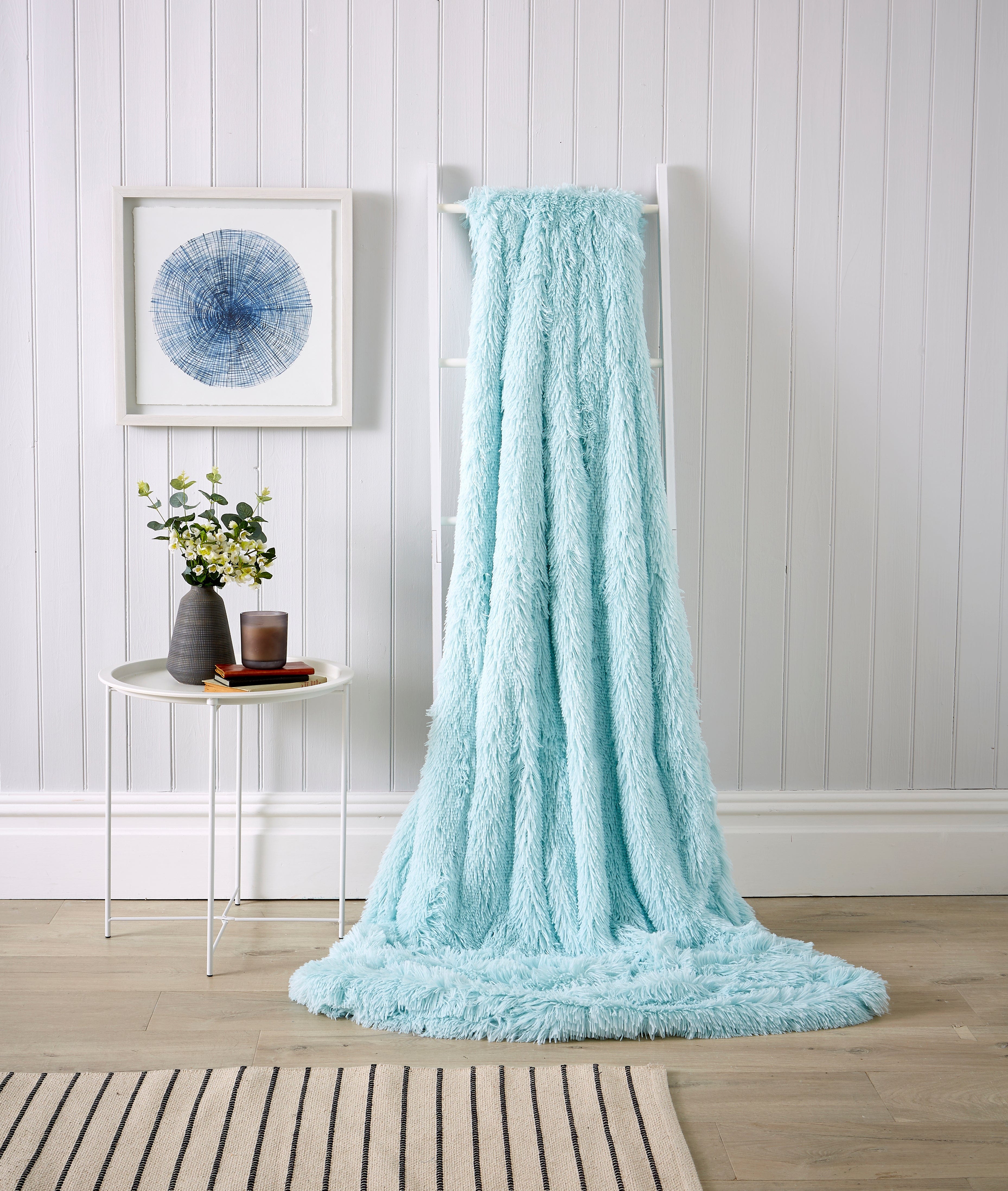 OLIVIA ROCCO Oversized Soft Fleece Blanket – Fluffy Faux Fur Throw