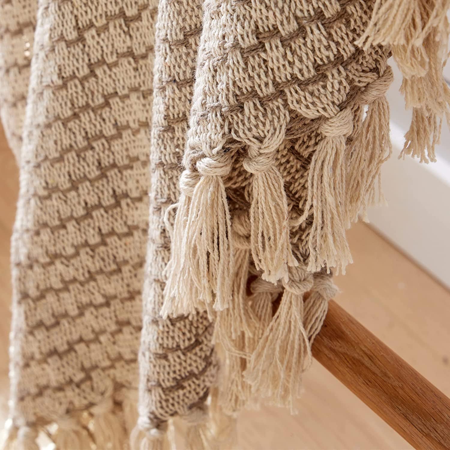OLIVIA ROCCO Recycled Cotton Throw – Soft Lightweight Tassel Blanket