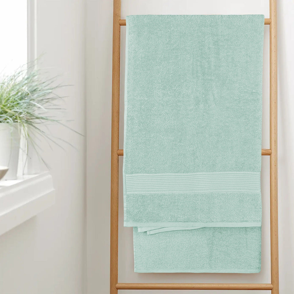 OLIVIA ROCCO Seafoam Cotton Towels – Hotel Quality Soft Absorbent Sets