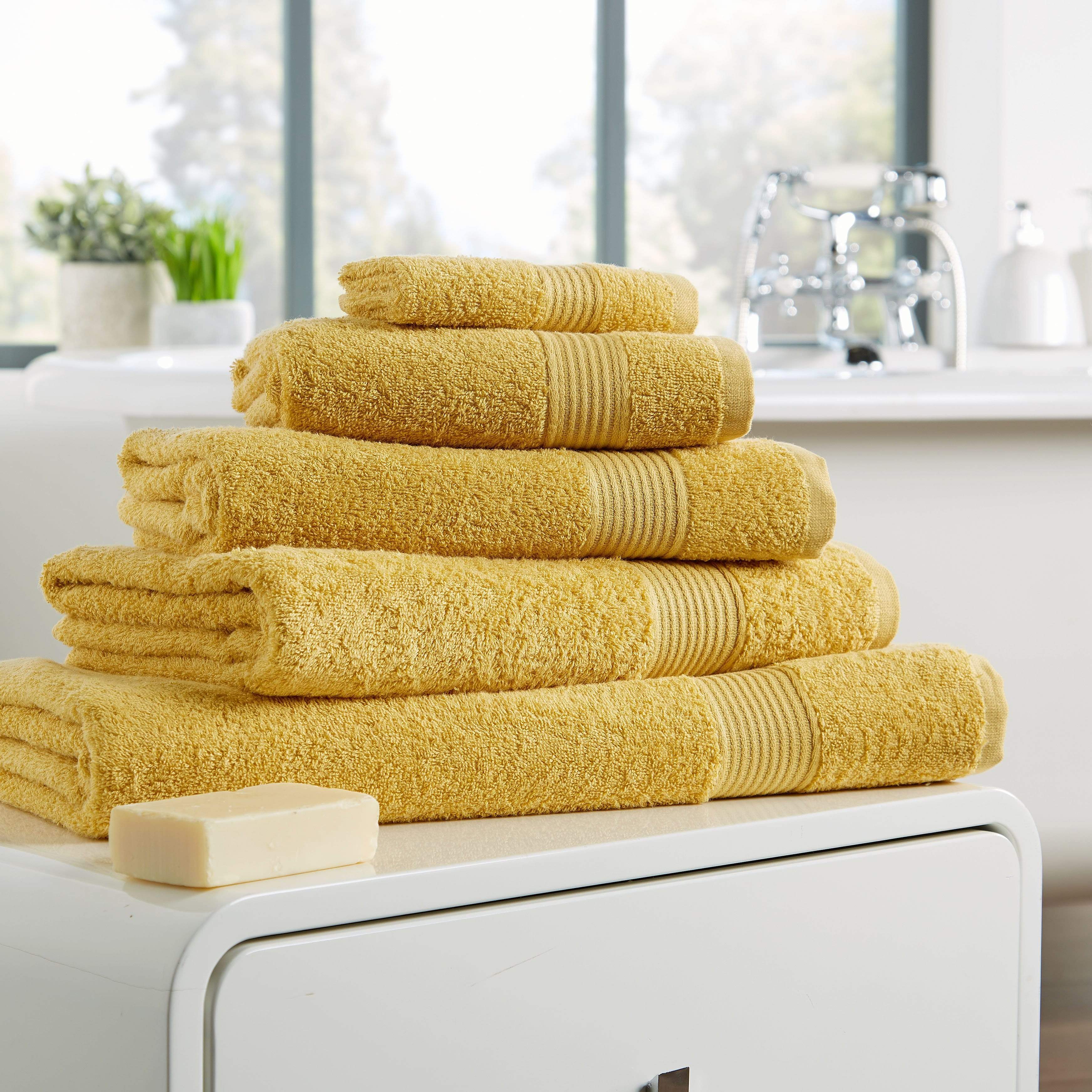 OLIVIA ROCCO Egyptian Cotton Towels | 500GSM Soft Absorbent Bath Towel
