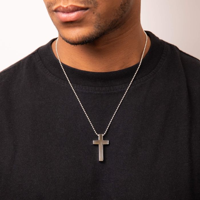 Gecko Jewellery Sterling Silver Plain Cross Pendant – Fred Bennett