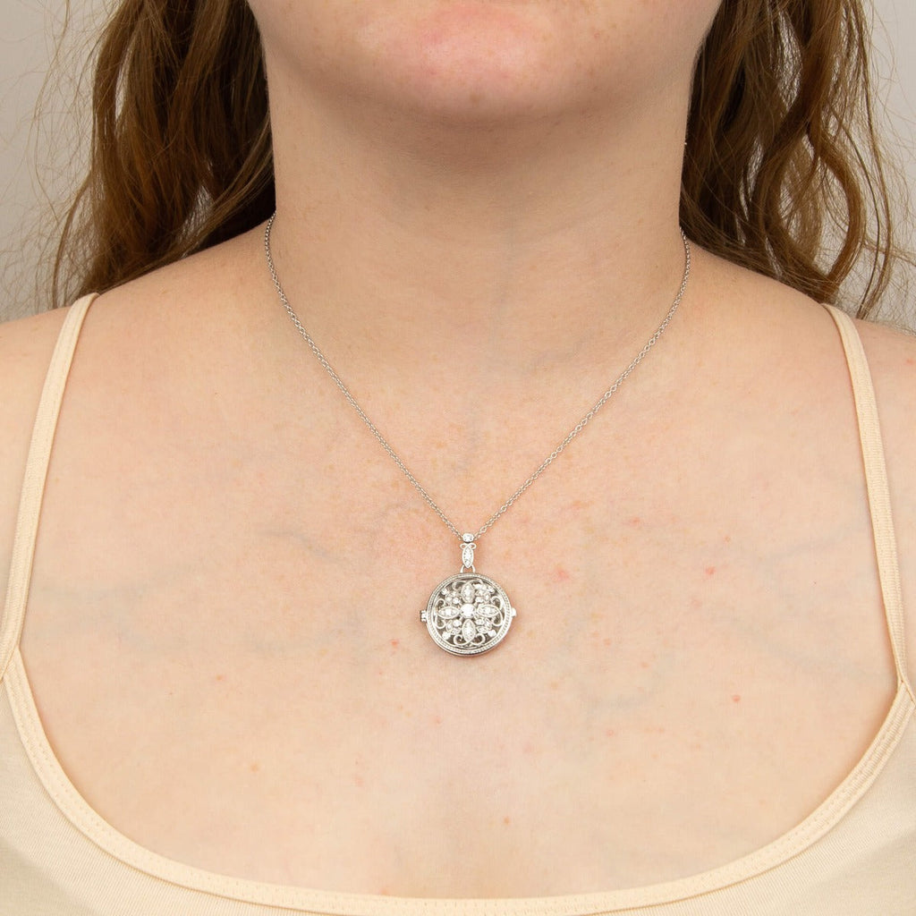 Gecko Jewellery Round Medallion Filigree Locket – Sterling Silver