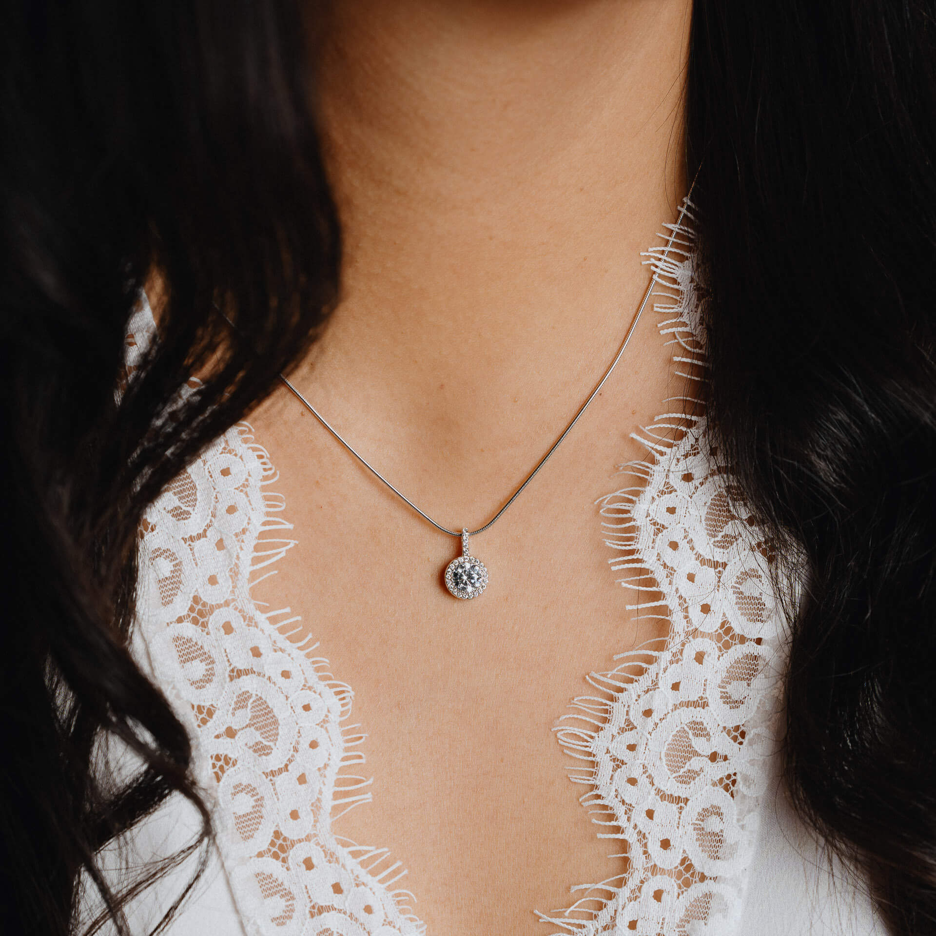 Gecko Jewellery Round Cluster Pendant – Sterling Silver & Cubic Zirconia