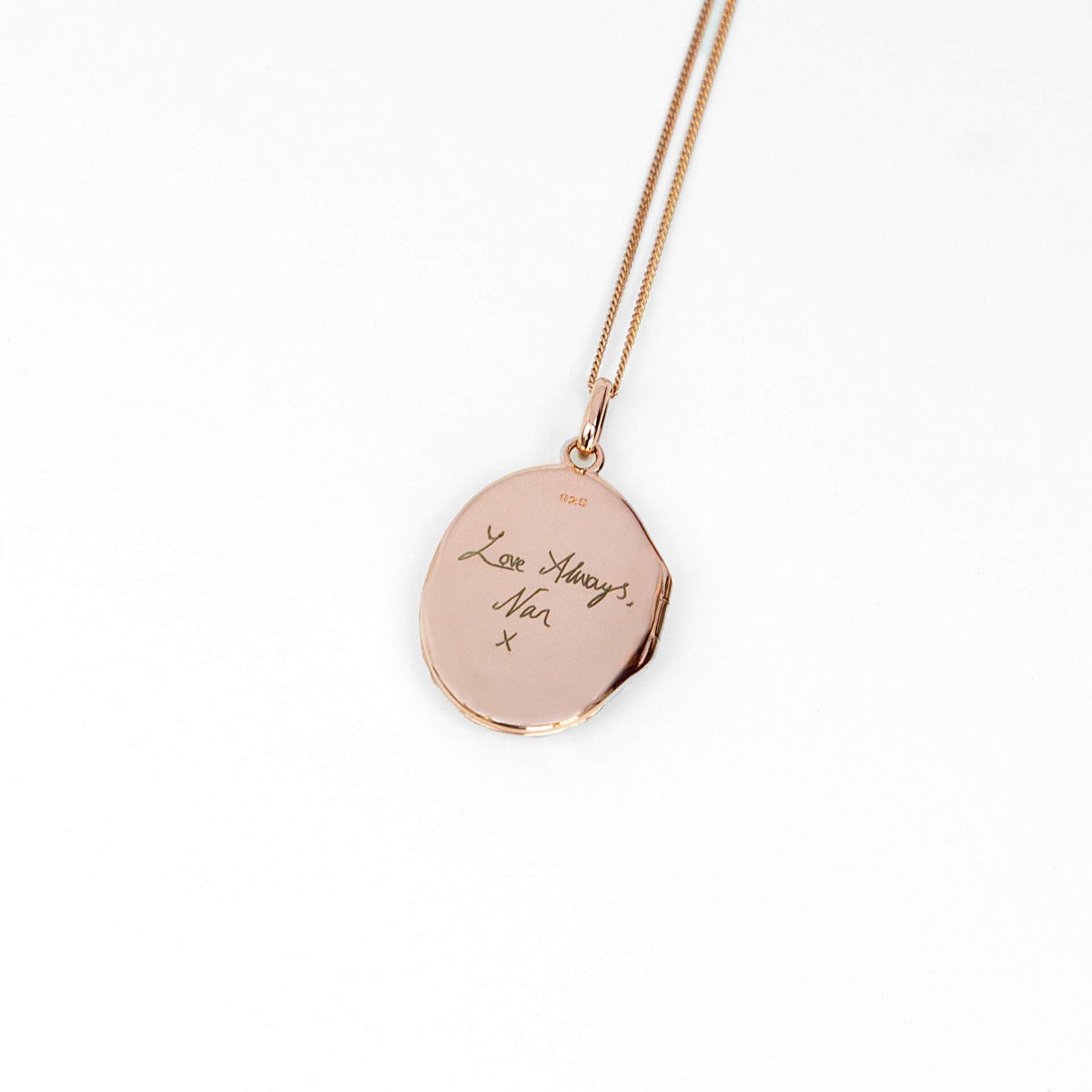 Gecko Jewellery Rose Bush Locket – Sterling Silver Floral Engravable Pendant