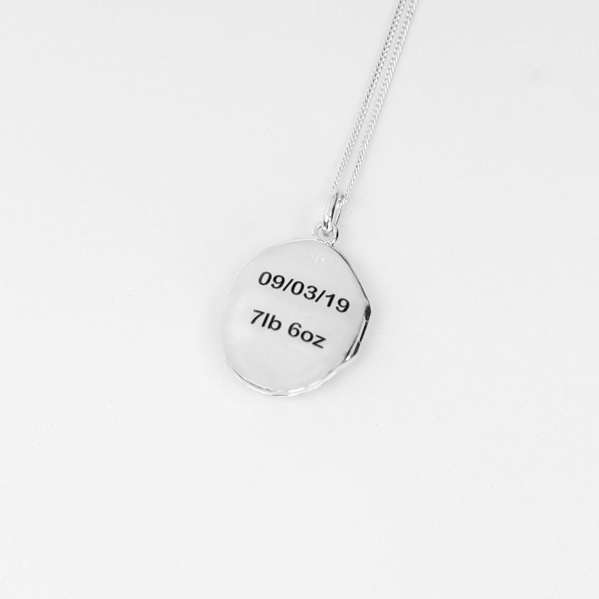 Gecko Jewellery Rose Bush Locket – Sterling Silver Floral Engravable Pendant