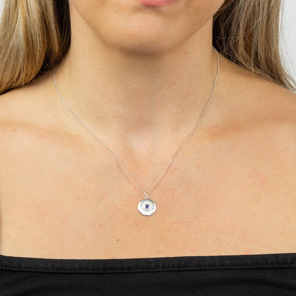 Gecko Jewellery Sterling Silver Diamond Cut Disc Pendant with Stone