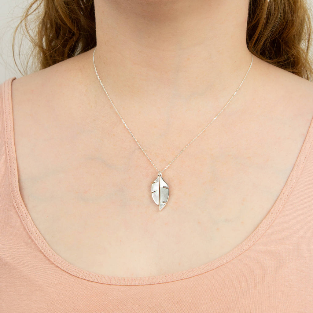Gecko Jewellery Mother of Pearl Split Leaf Double Pendant – Sterling Silver