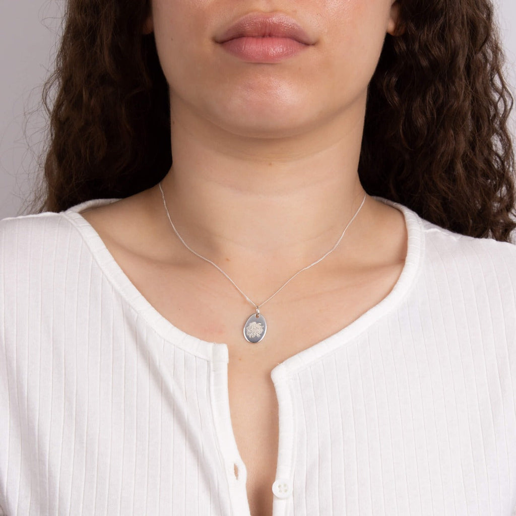 Gecko Jewellery Recycled Sterling Silver Engravable Birth Bloom Pendant